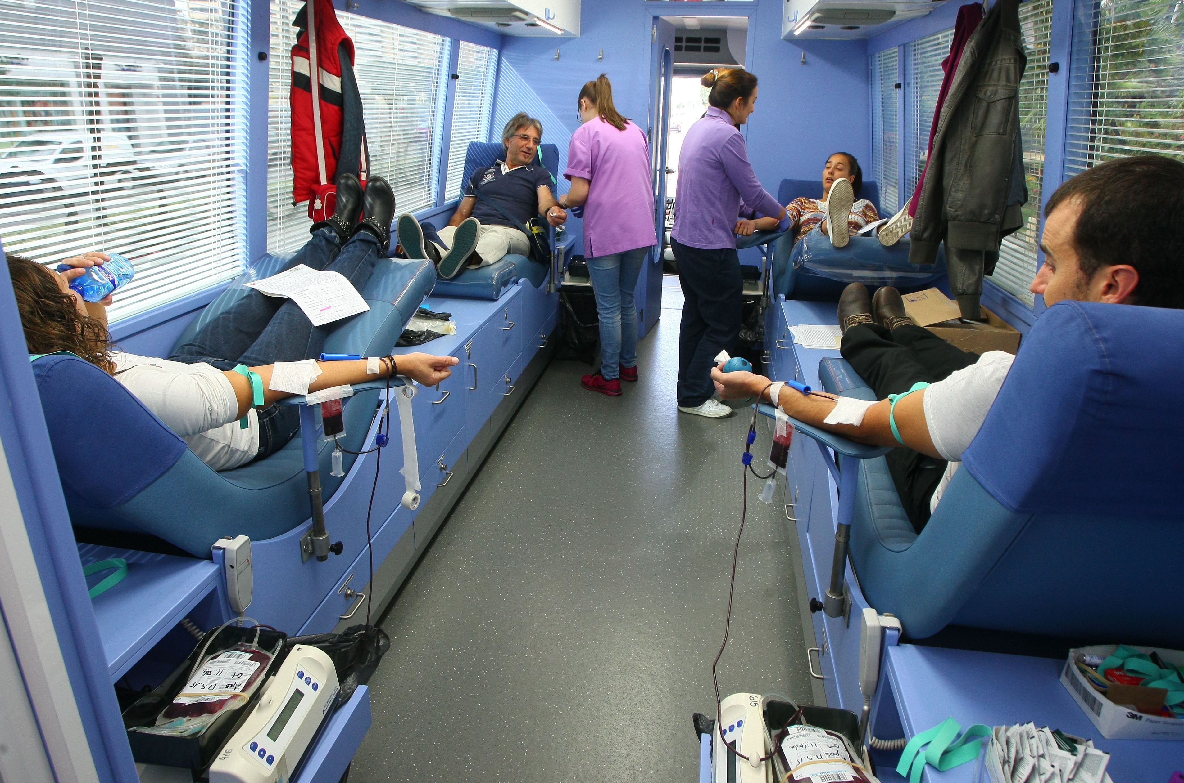 Sanidad hace un llamamiento a la población para que acuda a donar sangre