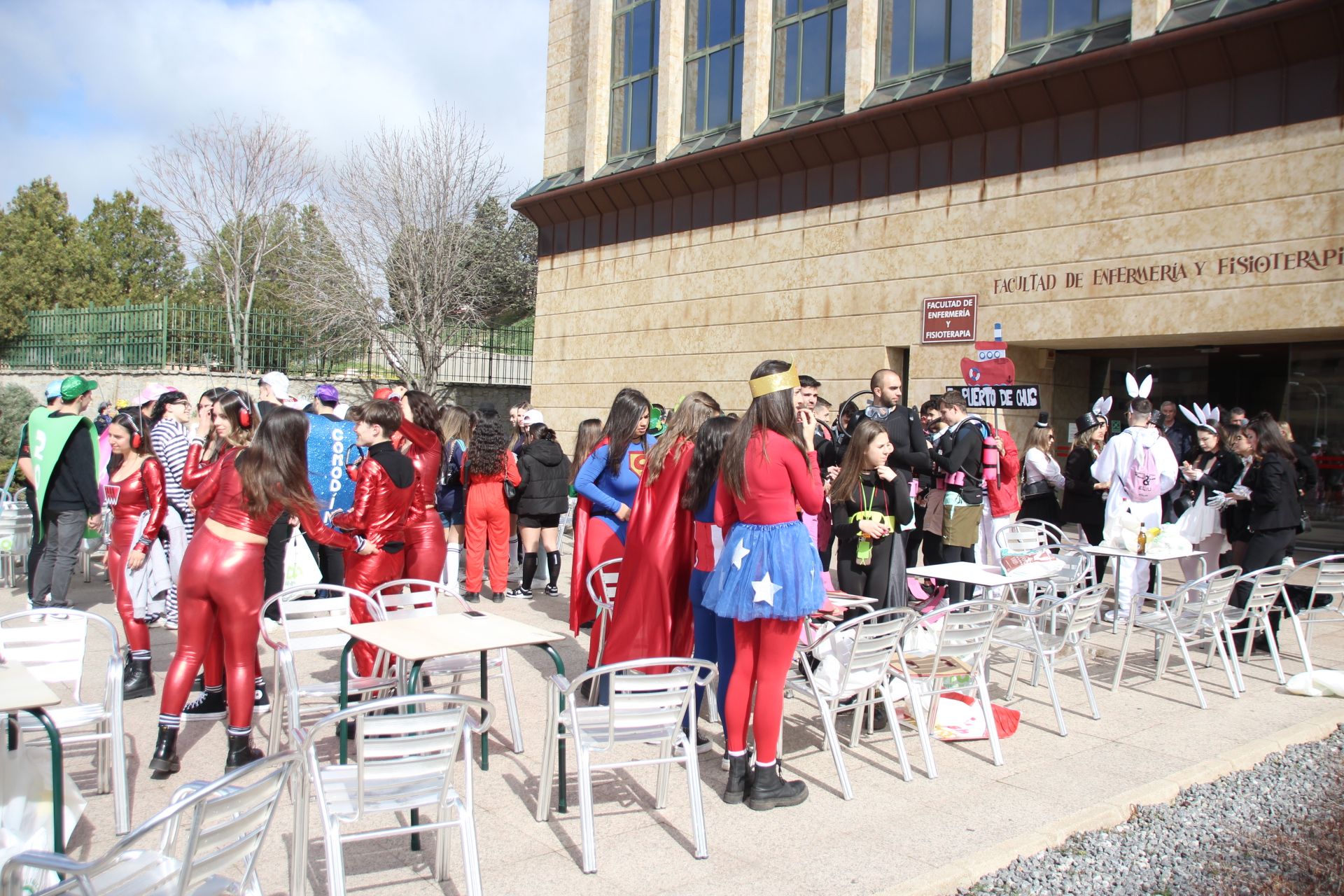 Galer A Fiestas Facultad Enfermer A Y Fisioterapia