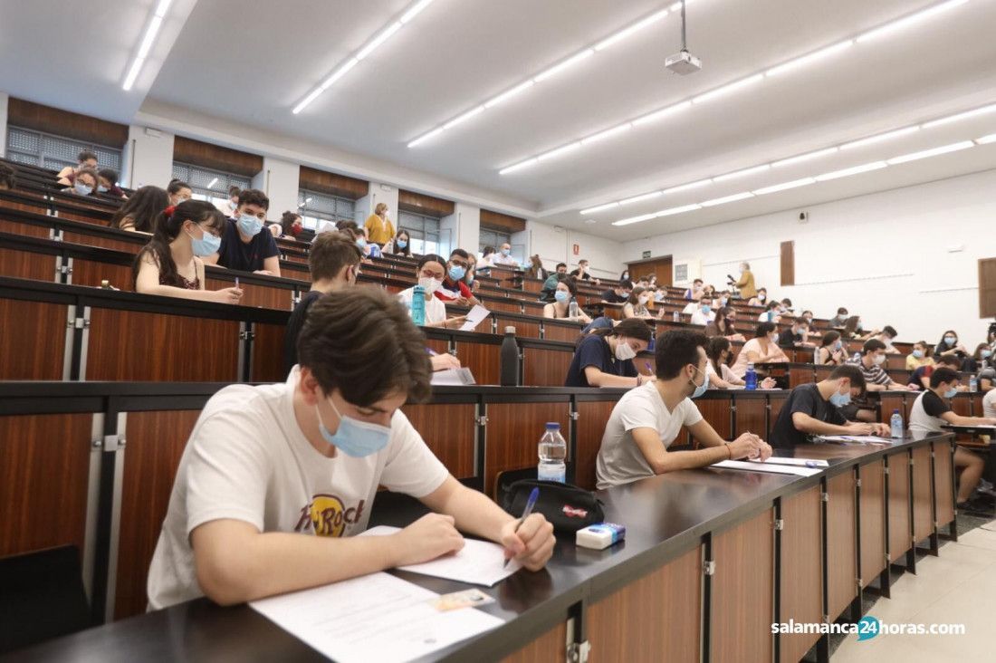 La USAL es la universidad de Castilla y León con mayor porcentaje de mujeres matriculadas en carreras de ciencias y tecnológicas