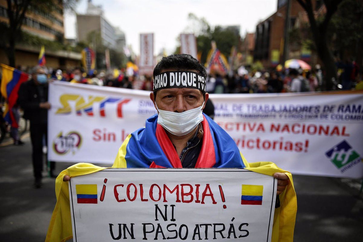 Ciudadanos colombianos se concentrarán este viernes en la Plaza Mayor para denunciar el "atropello a los Derechos Humanos" que desde hace días vive su país