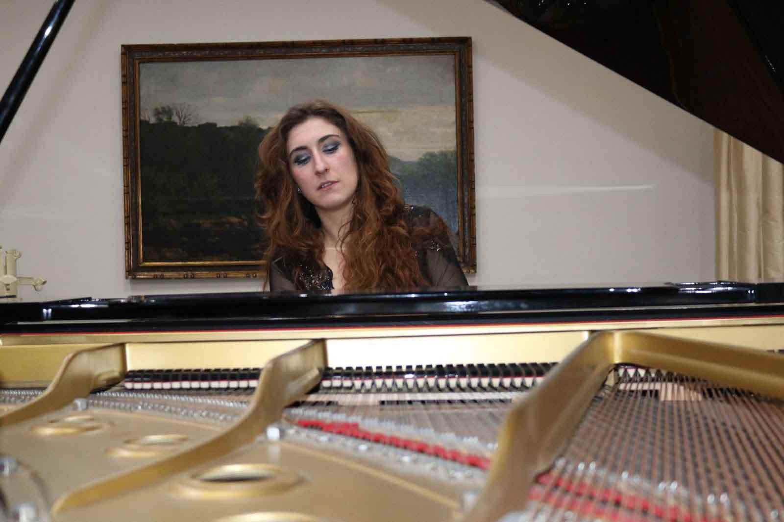 La pianista Alba Puertas ofrece este sábado un recital en el Auditorio de San Blas