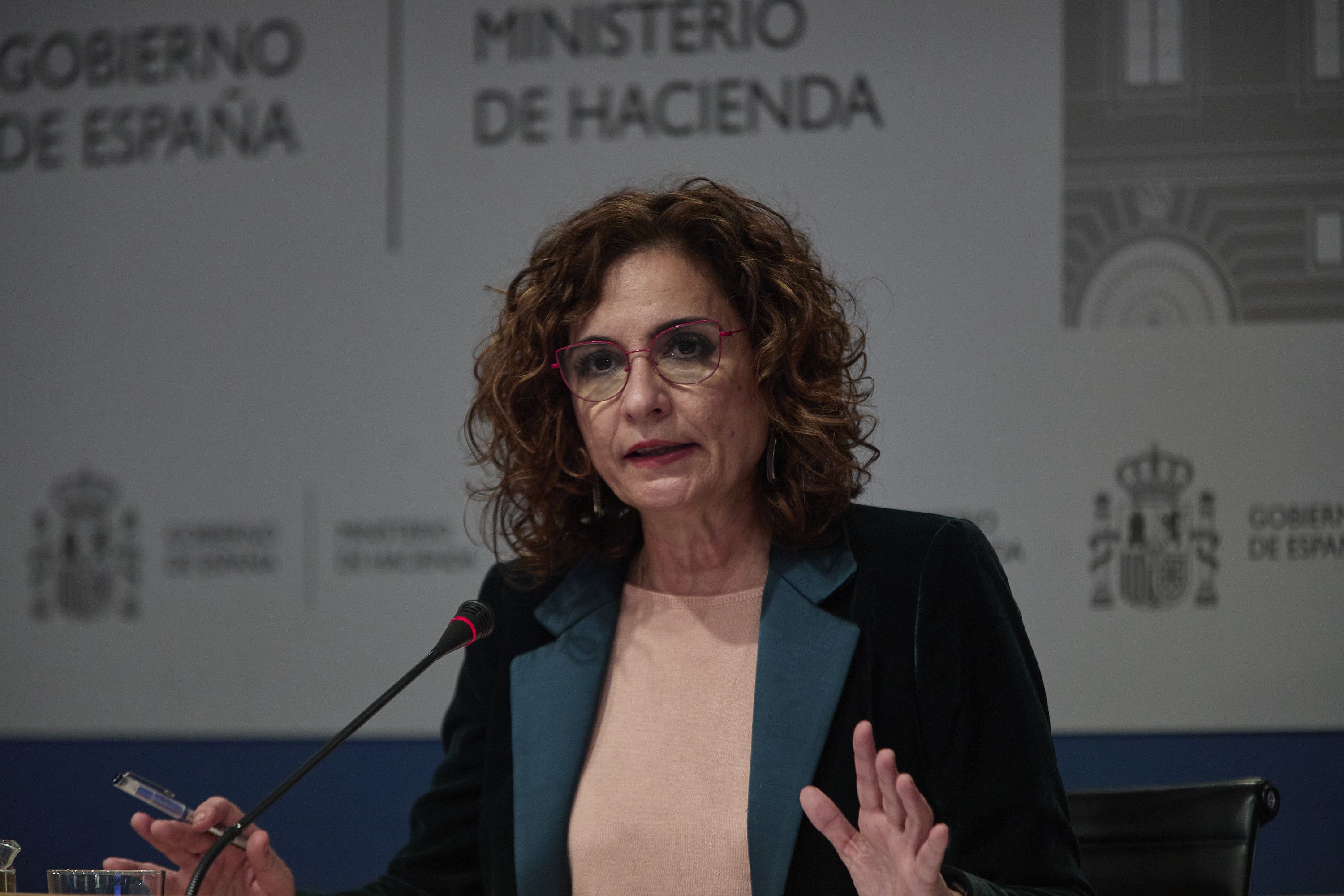 La ministra de Economía dice que la reforma fiscal podría retrasarse más allá de 2023 si no se ha recuperado la economía