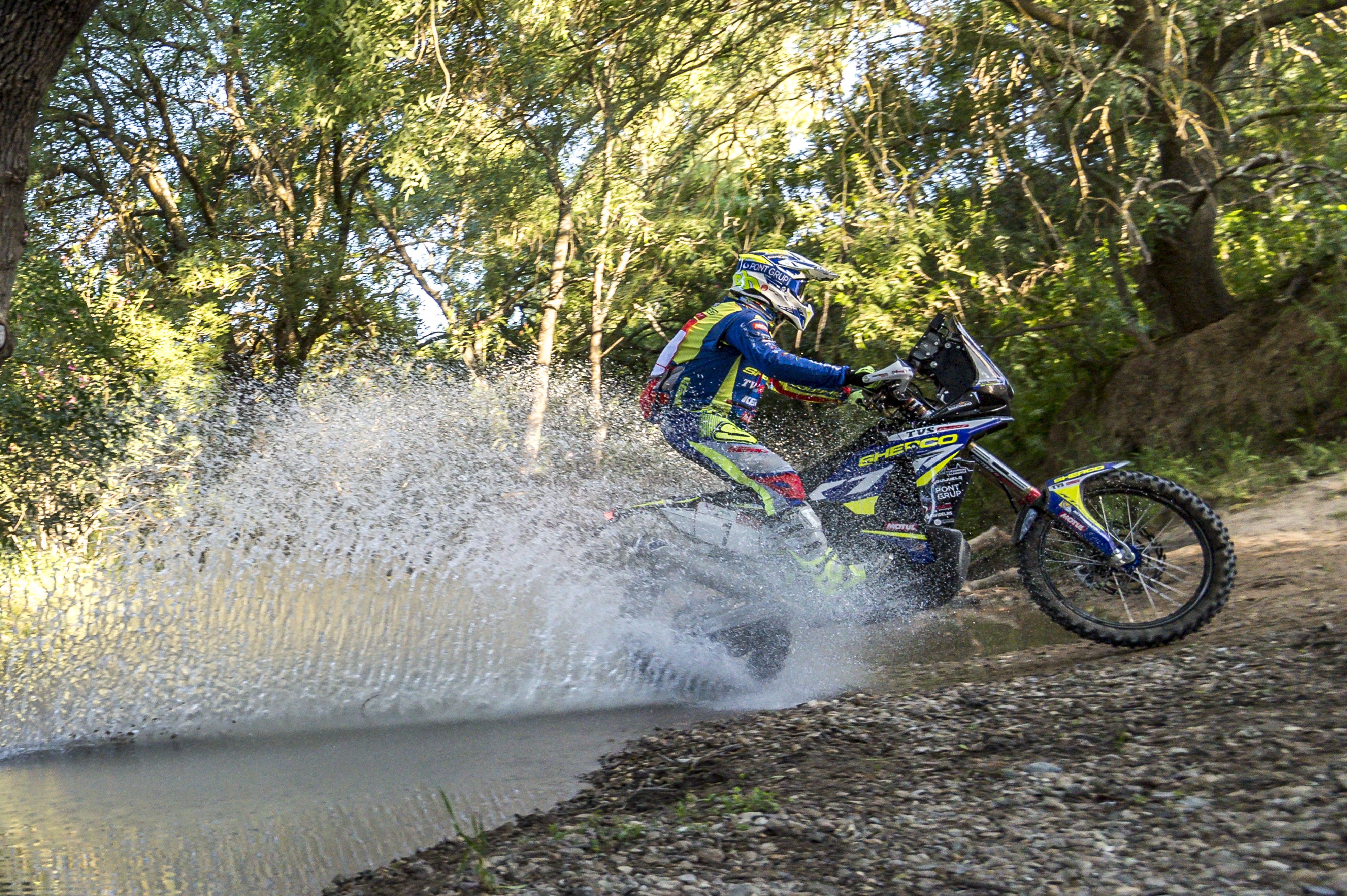 Santolino defiende el segundo puesto de la general en el Rally Andalucía