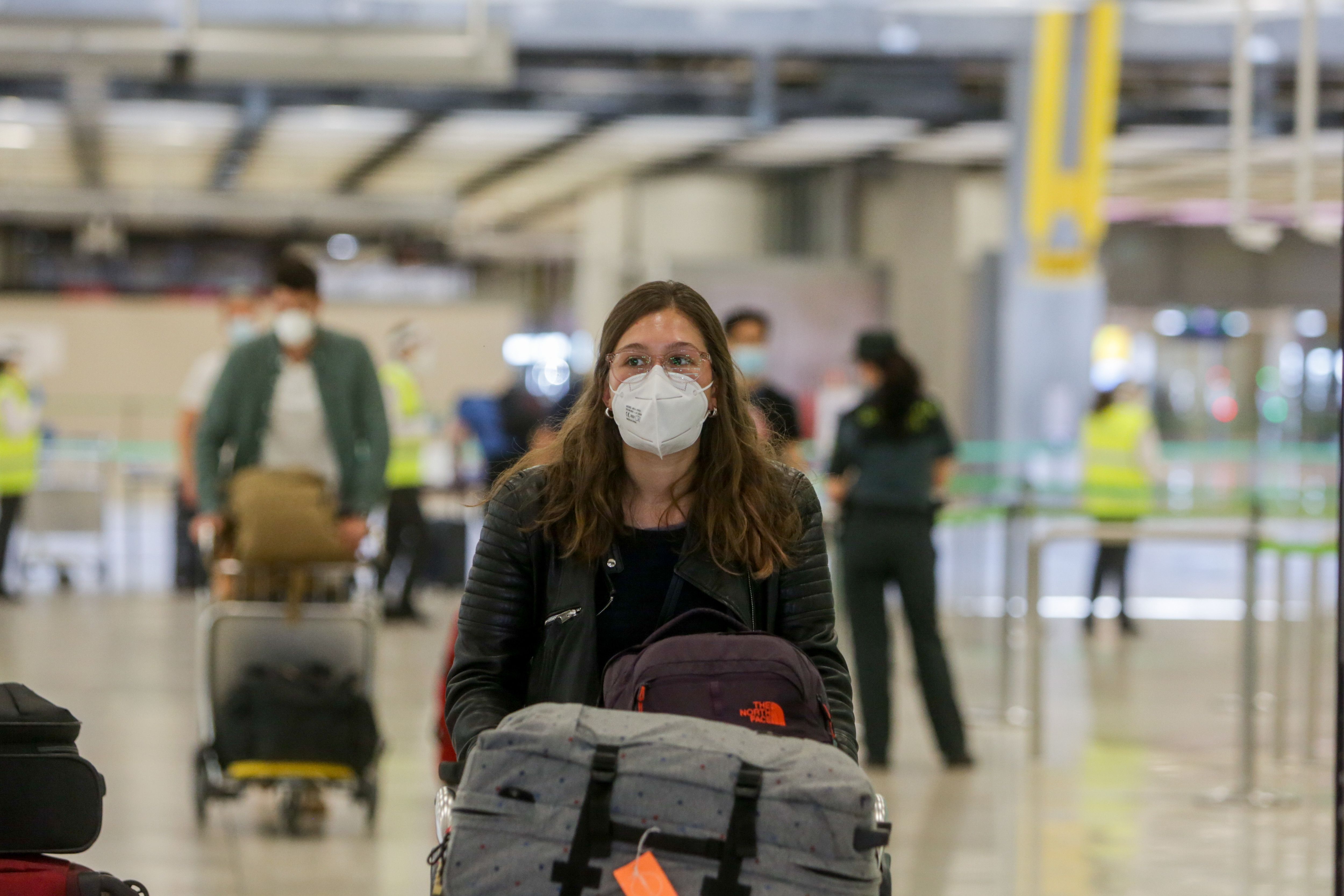 El 1 de julio llegará el certificado covid europeo: ¿Para quién es este documento que permite viajar sin hacer cuarentenas?