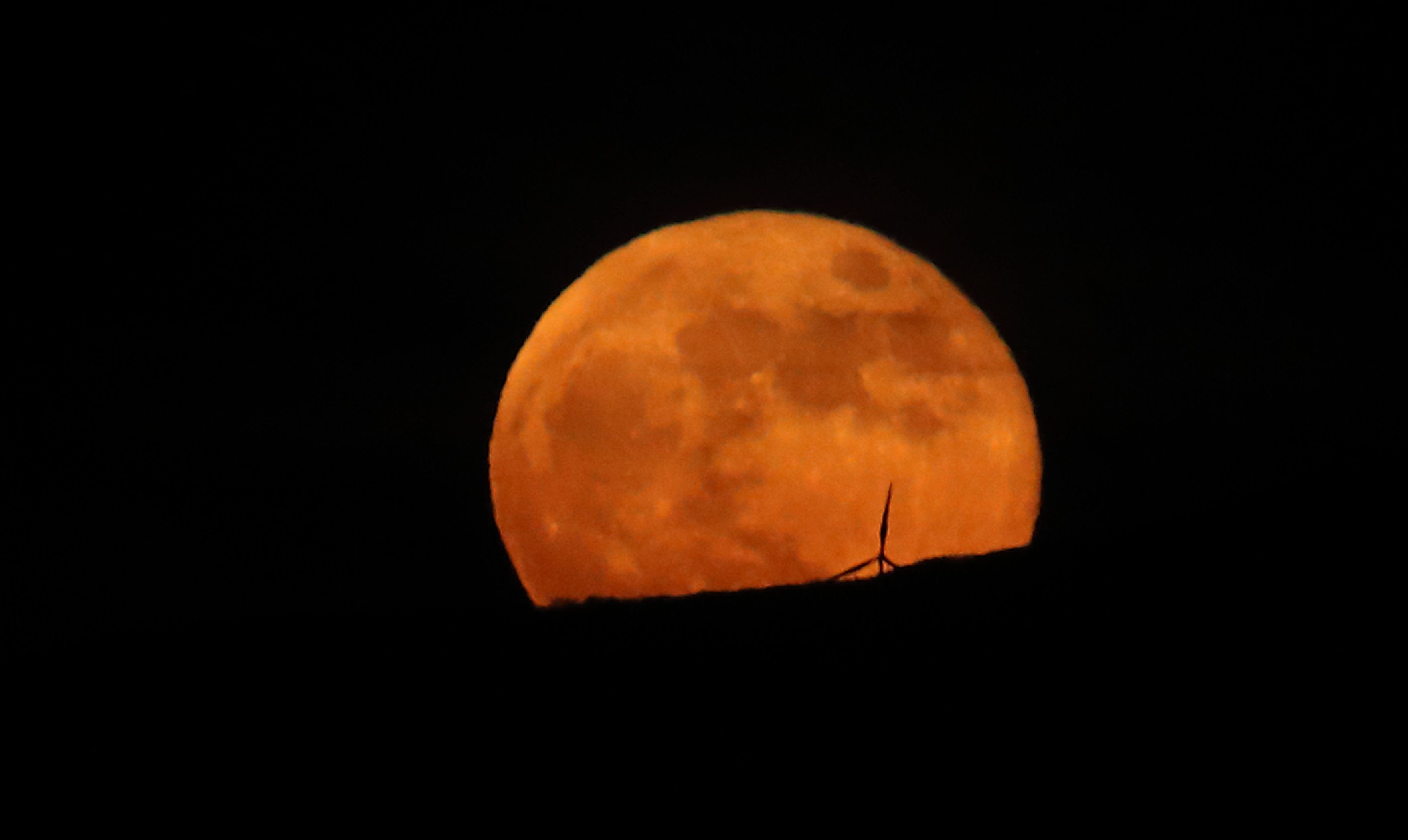 VÍDEO | Y la luna fue roja