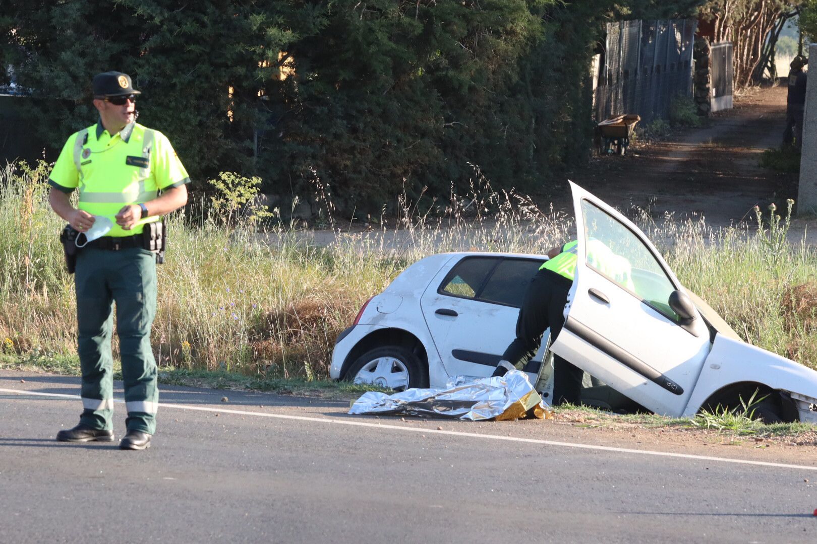 Fuerte accidente en la carretera de Alba de Tormes (5)