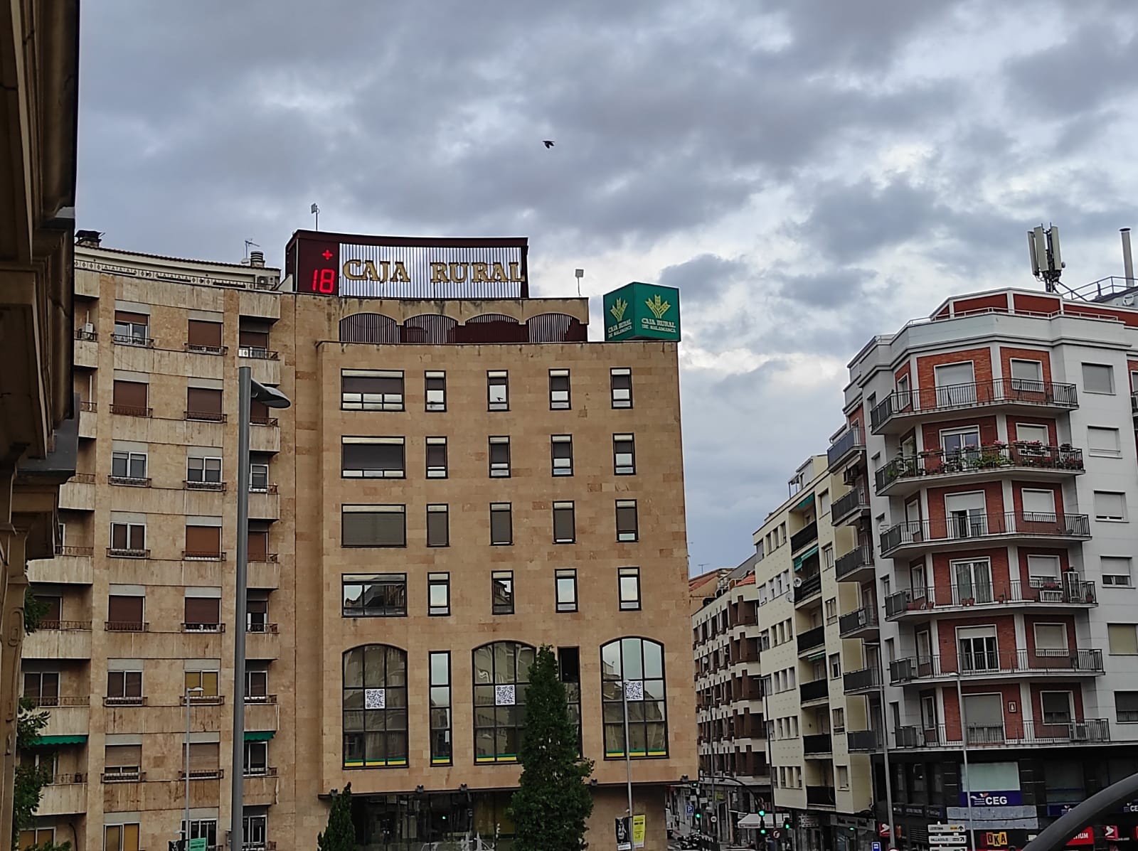 Cielos nublados en Salamanca. 18 grados.