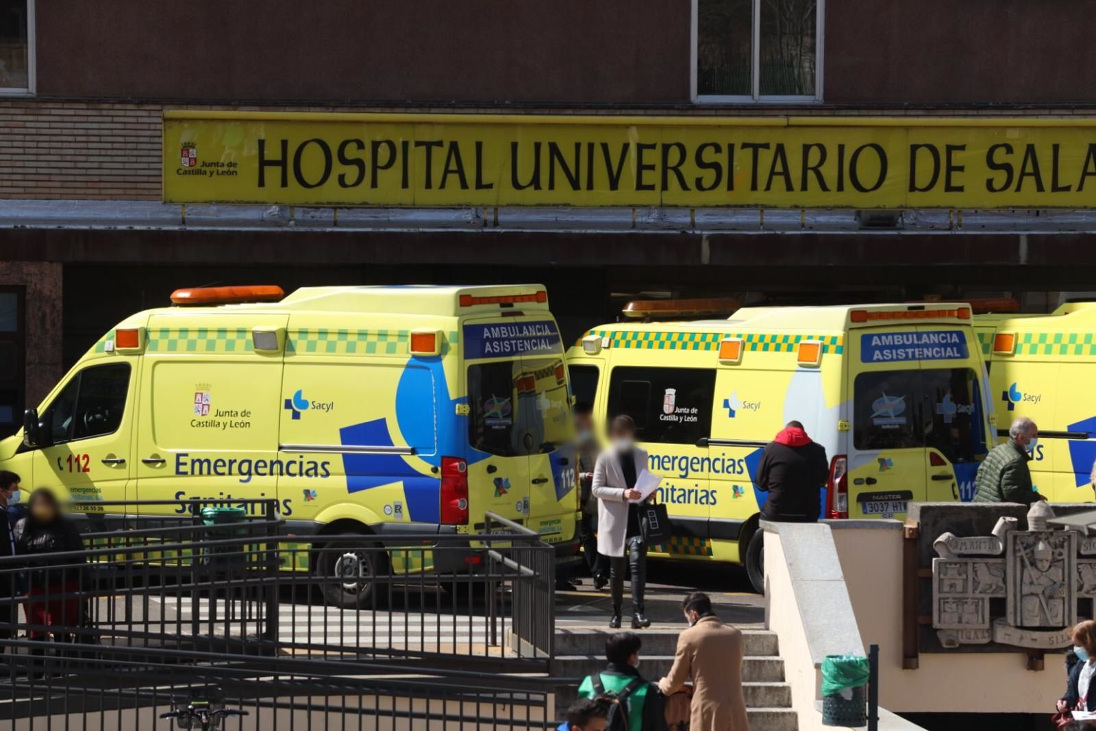 Ambulancia en el Hospital de Salamanca