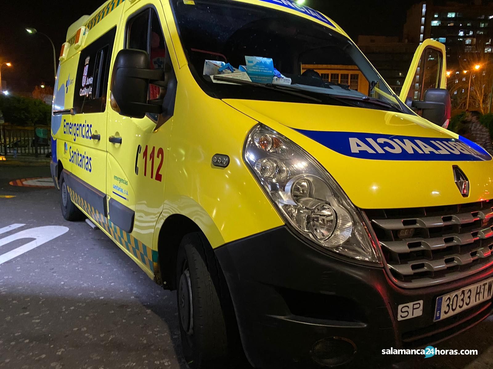 Imagen de una ambulancia de Sacyl. Foto de archivo