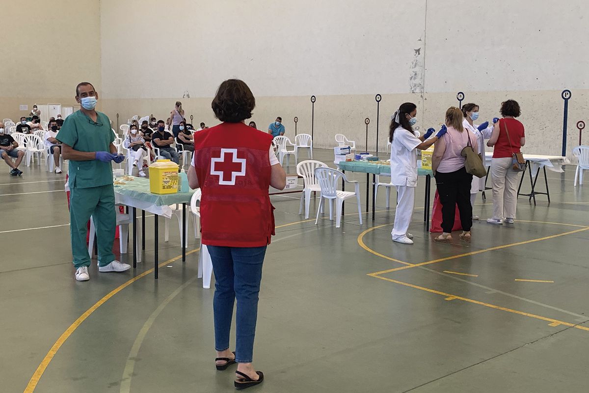 Un momento de la jornada de vacunación en Peñaranda