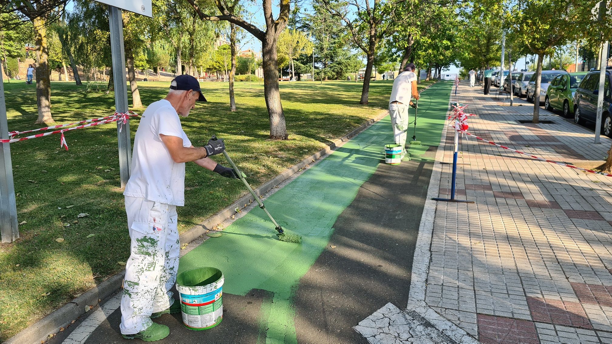 Pintura del carril bici. Foto: Ayuntamiento de Salamanca.