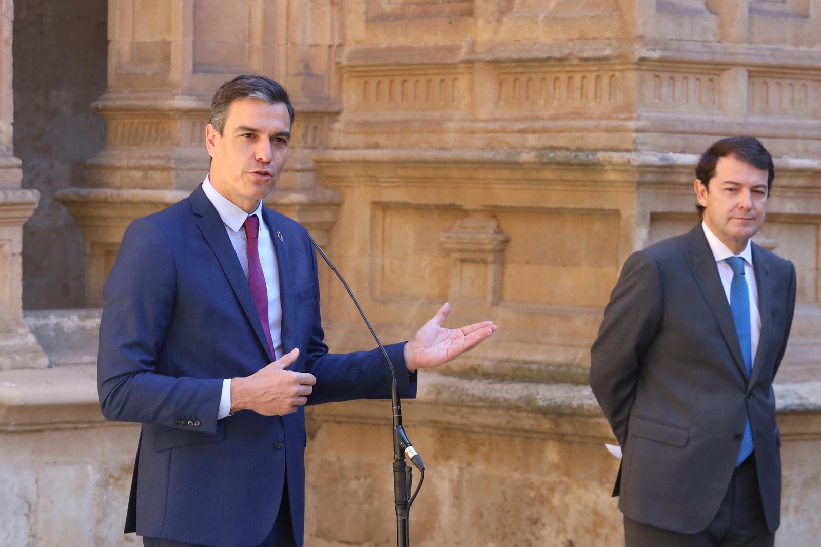 Pedro Sánchez y Mañueco en la XXIV Conferencia de Presidentes en Salamanca. Foto SALAMANCA24HORAS. 