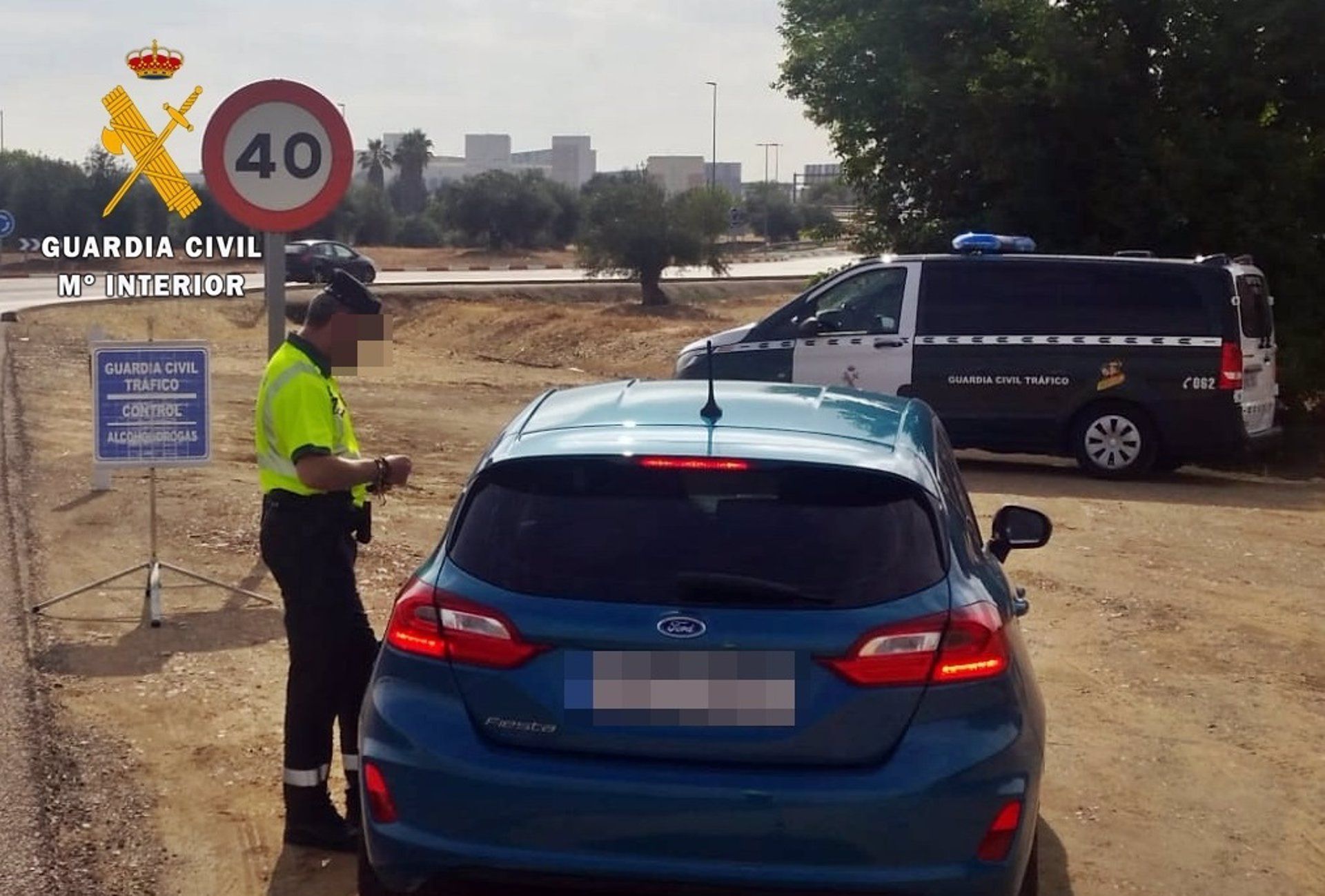 Un control de la Guardia Civil en una imagen de archivo. | EP