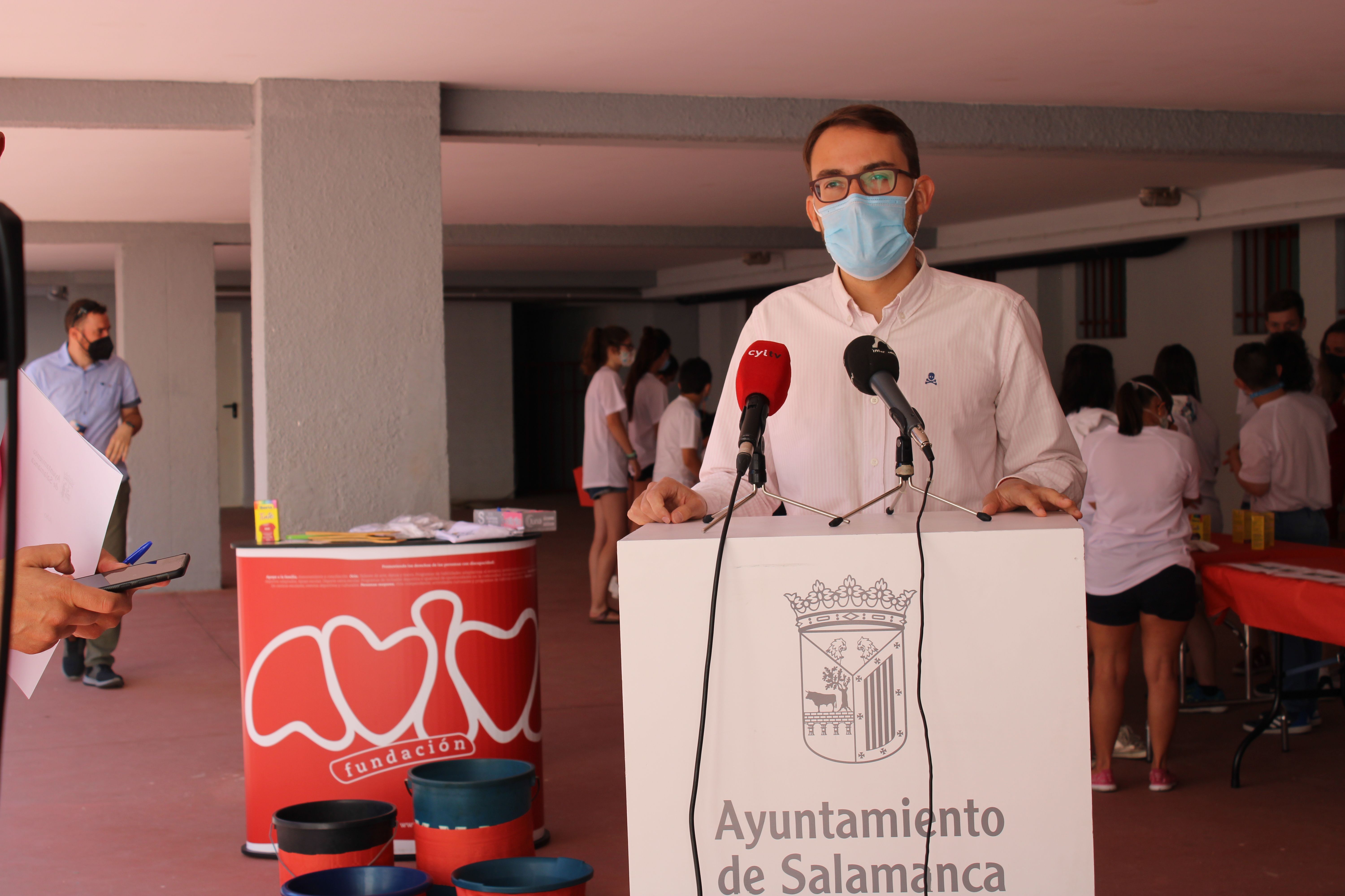 Ángel Fernández Silva satisfecho con las semicolonias urbanas para jóvenes