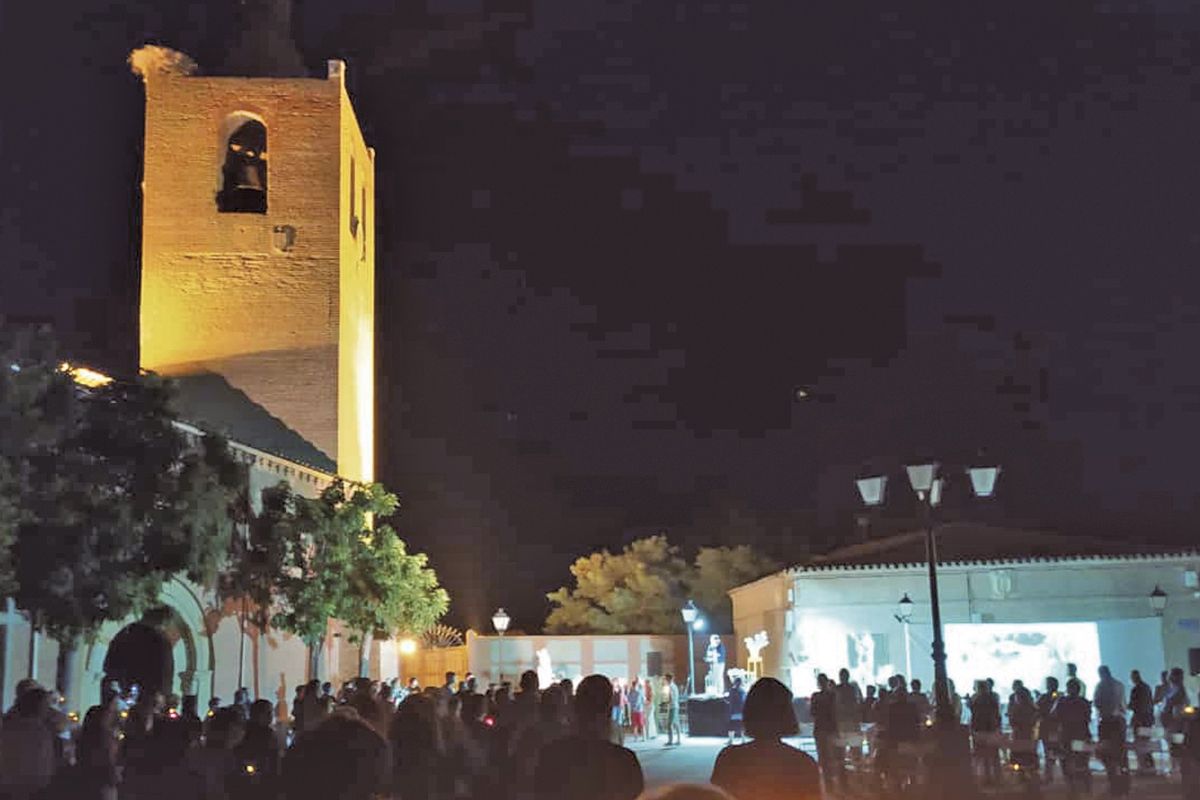 Acto de recibimiento a la imagen de la Virgen del Hinojal en Paradinas de San Juan