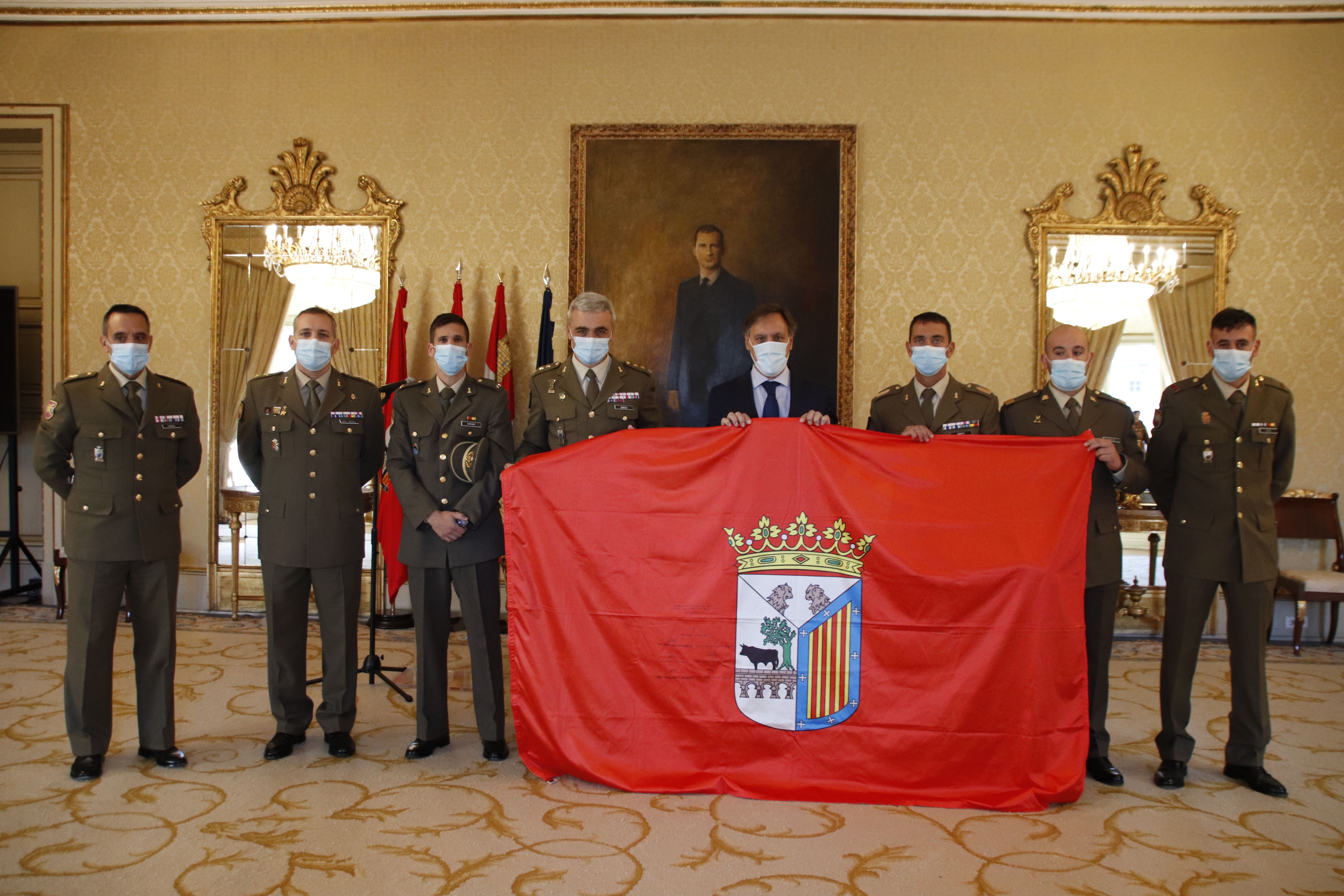 Recibimiento en el Ayuntamiento de militares del Regimiento de Especialidades de Ingenieros nº11 participantes en la misión a la Antártida 