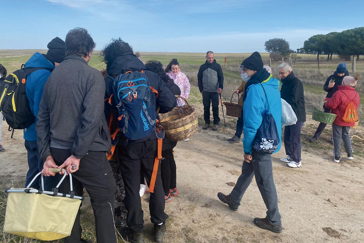 Decenas de personas han acudido a la I Jornada micológica de Cantaracillo