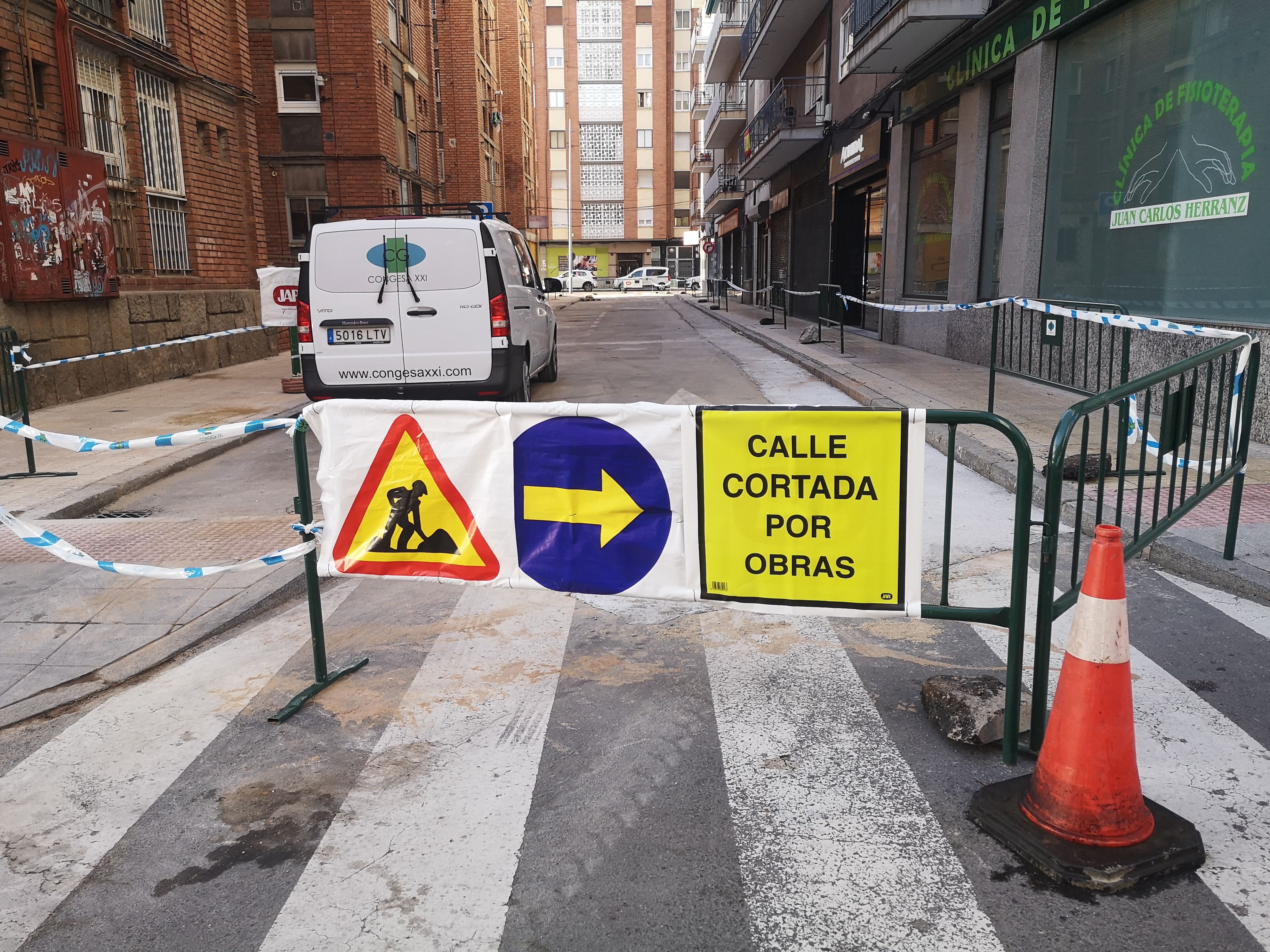 Obras, calles cortadas, estrechamientos