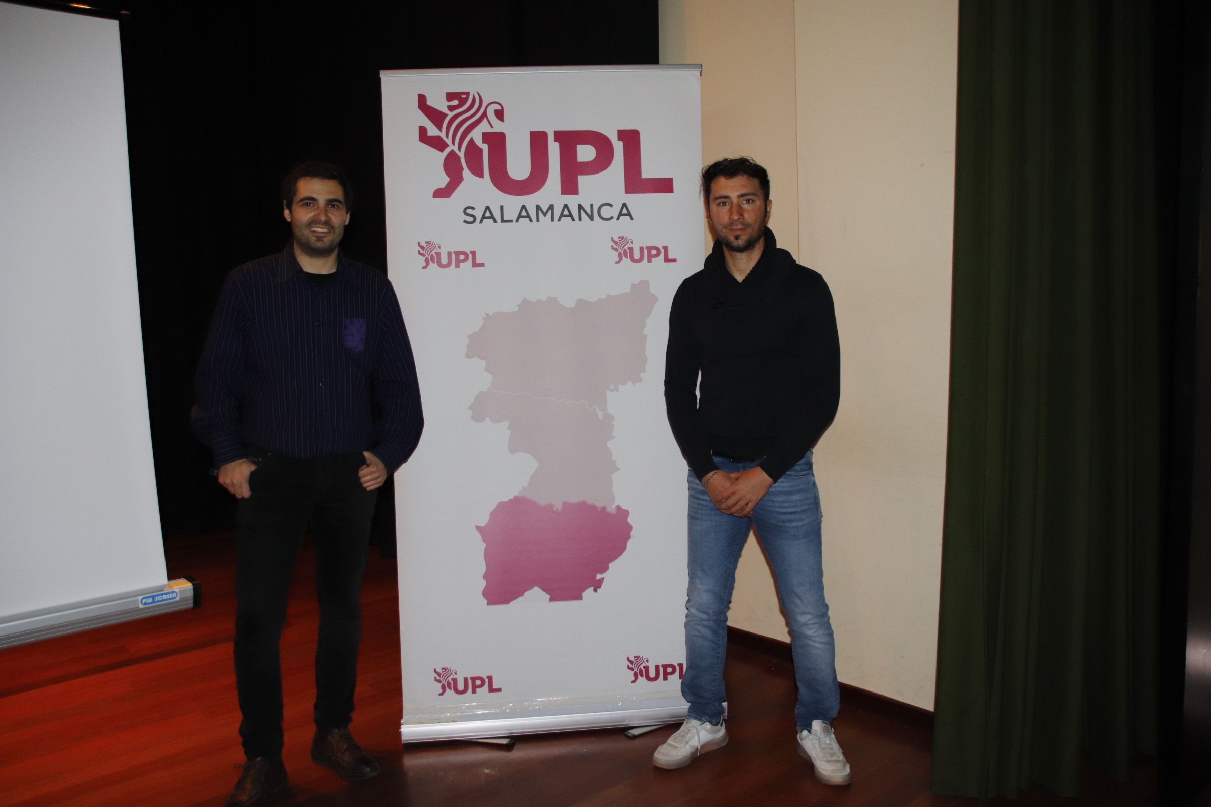 fotografía del primer acto de campaña de UPL