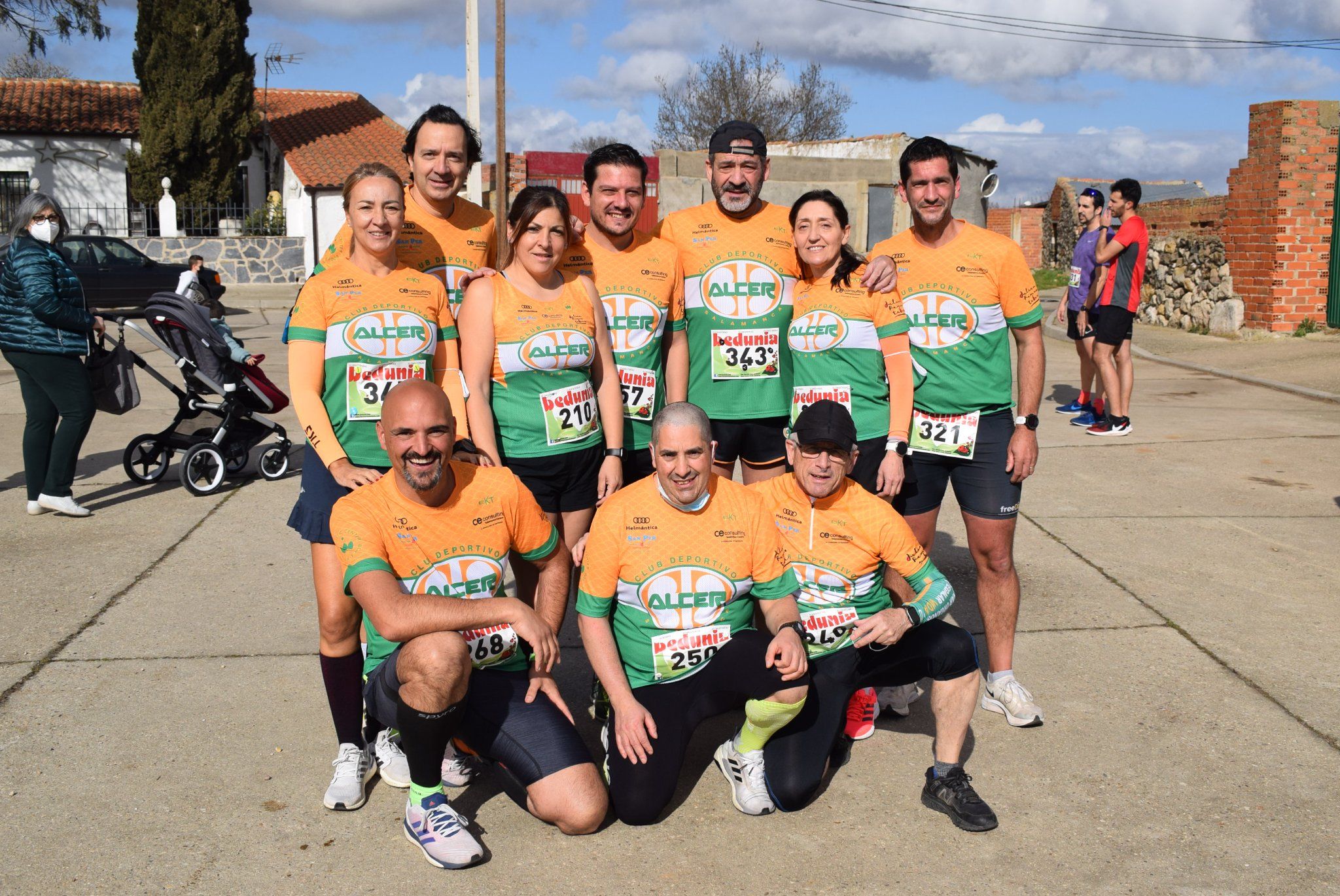 Un grupo de corredores en la octava Batalla de Arapiles.