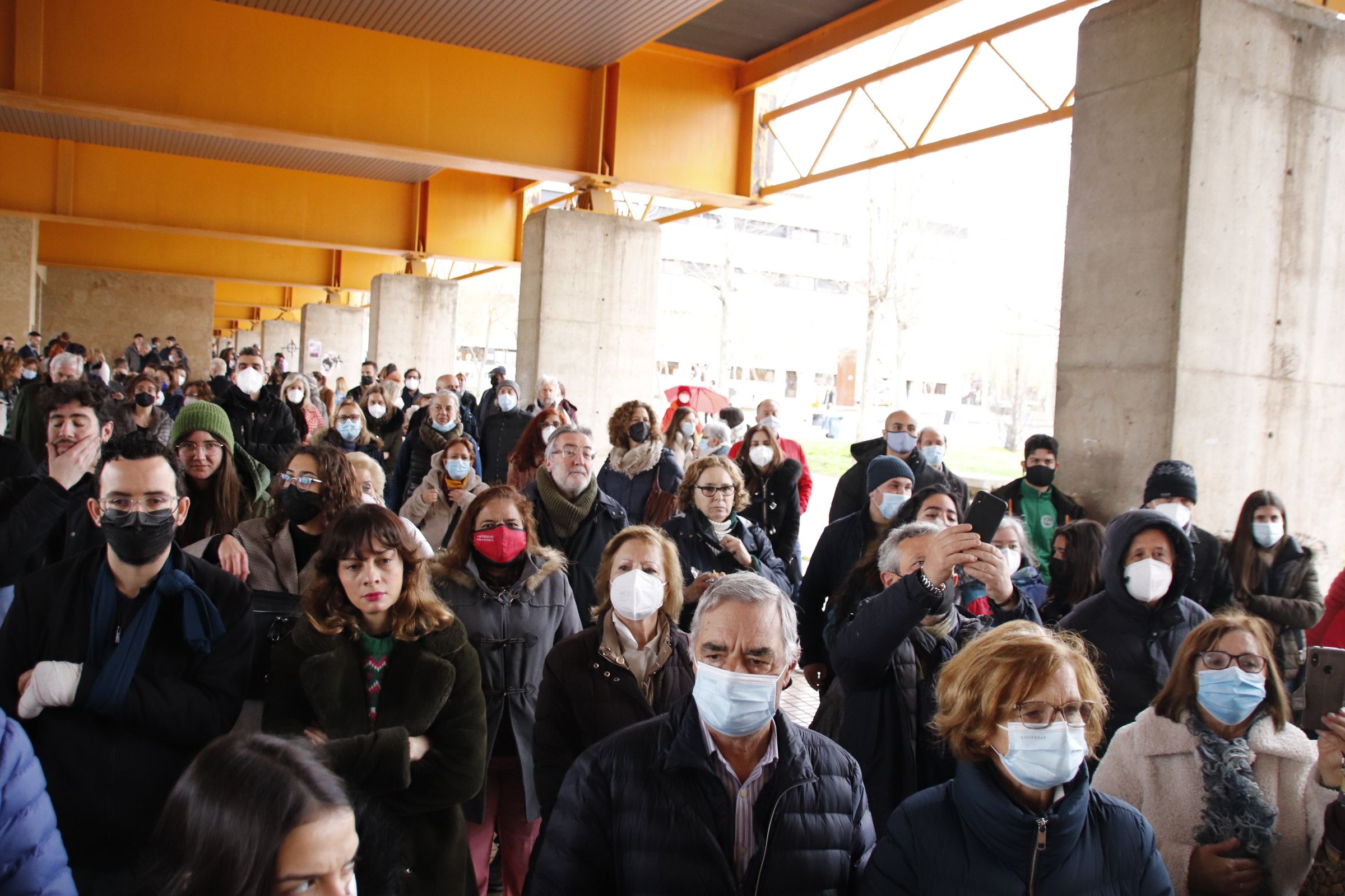 Concentración universitaria por la paz en Ucrania