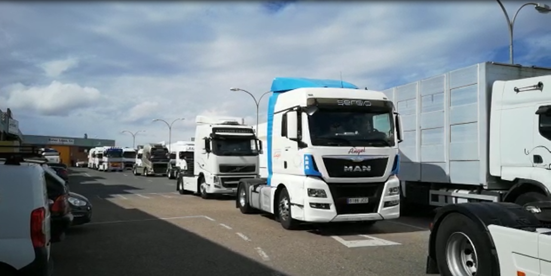 Marcha lenta de transportistas por Salamanca