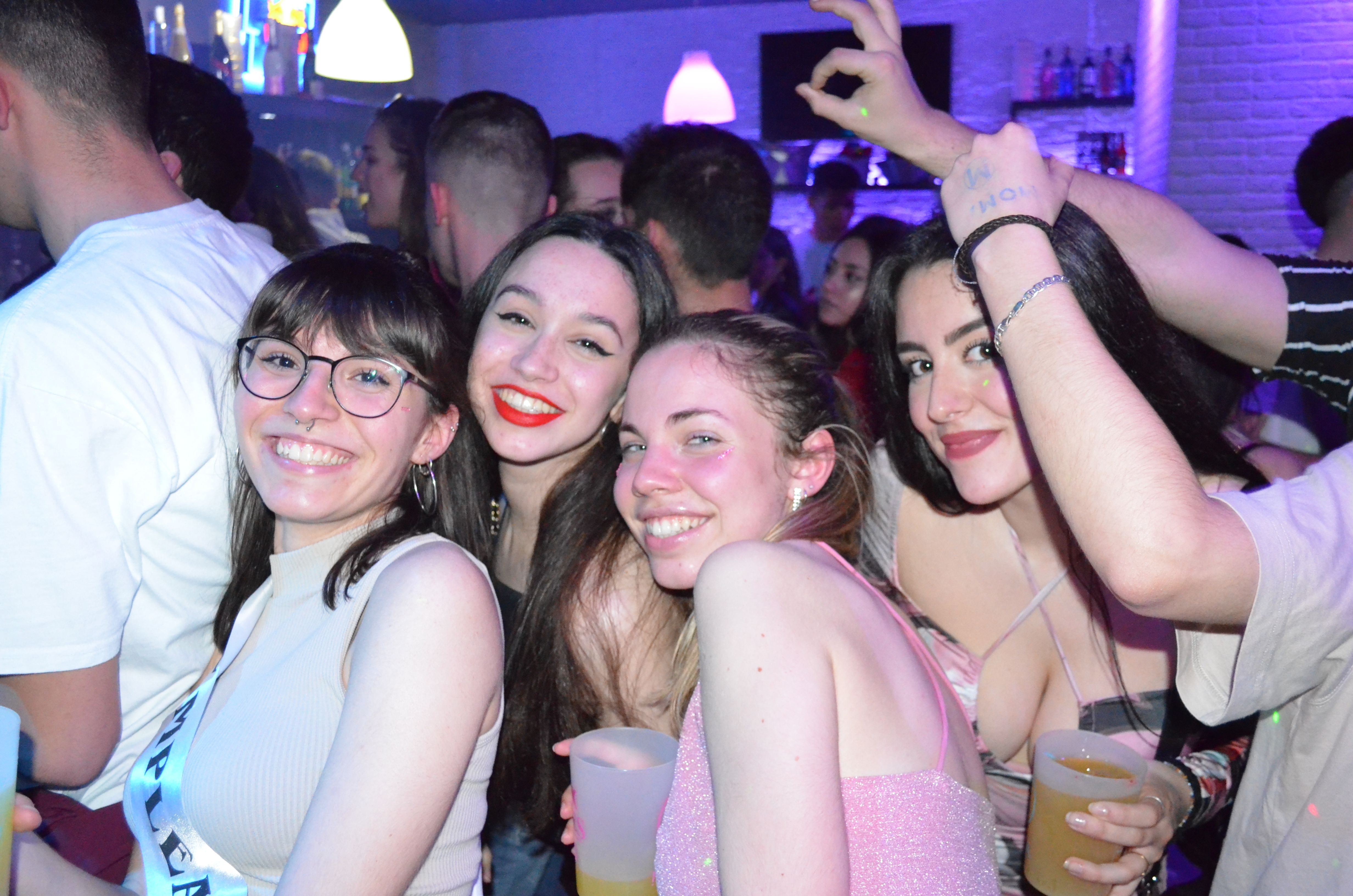 Salamanca sale a bailar antes de las vacaciones de Semana Santa