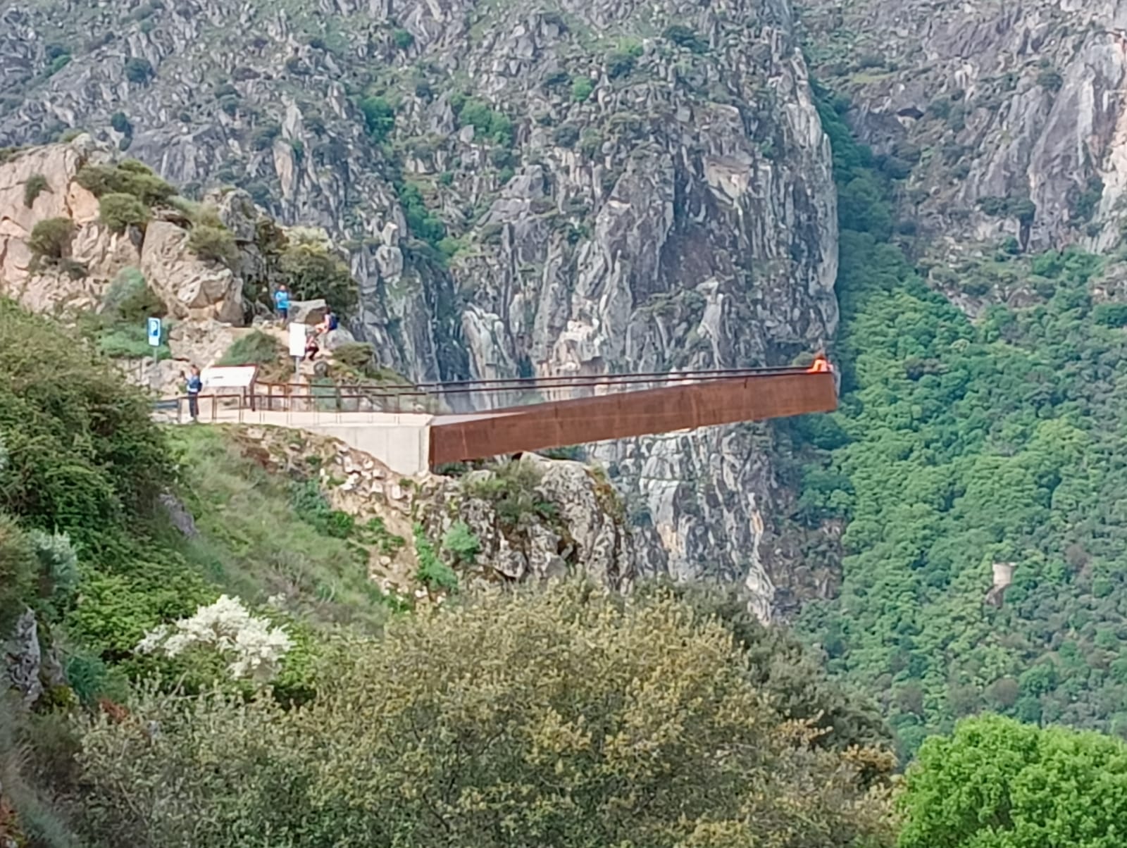 Mirador del Fraile en Aldeadávila  (1)