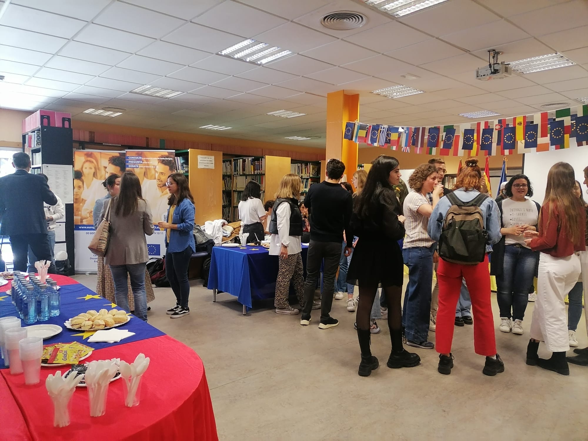 El Centro Europe Direct Salamanca organiza un animado desayuno europeo (5)