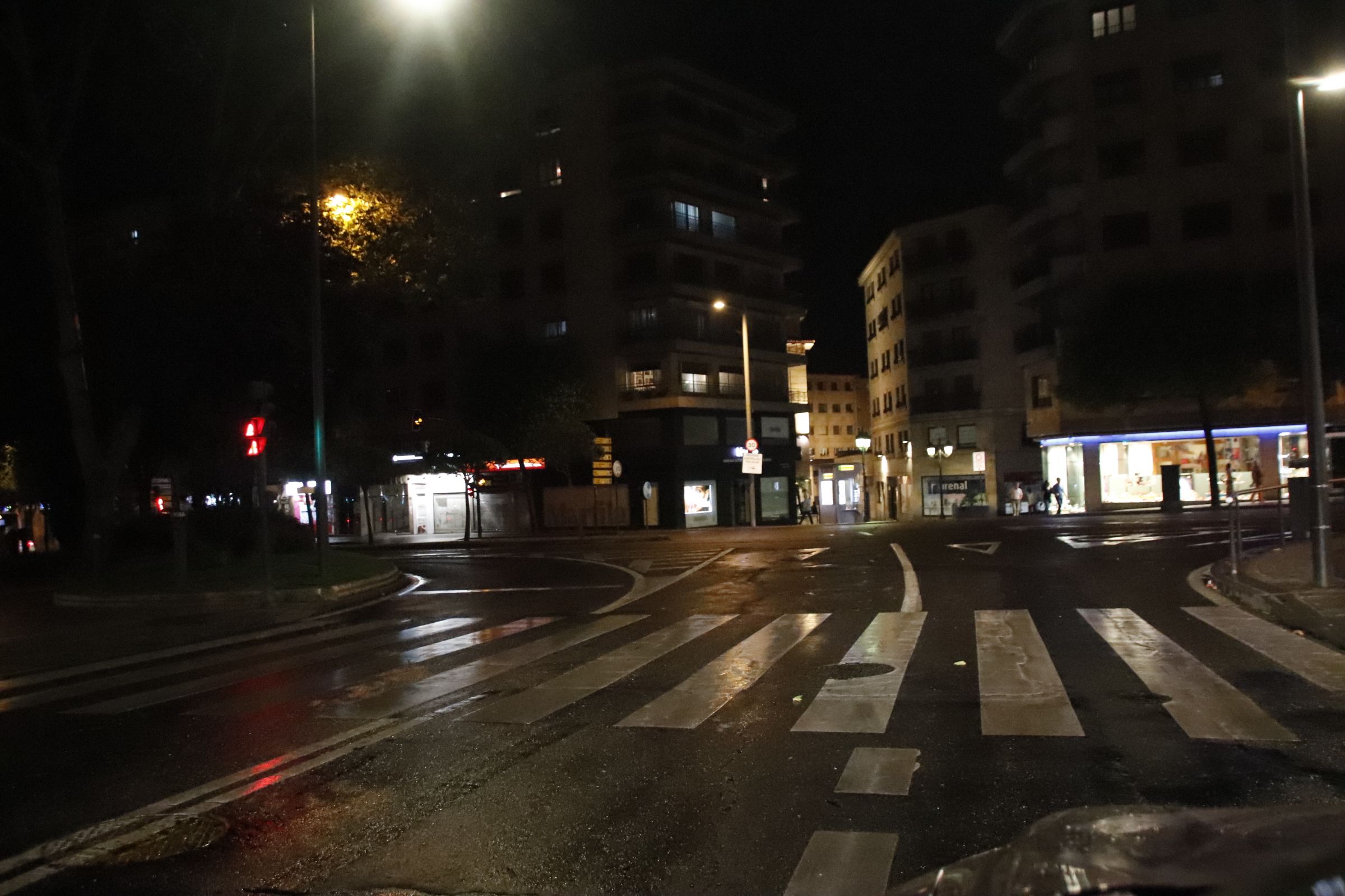 Noche de lluvia en Salamanca