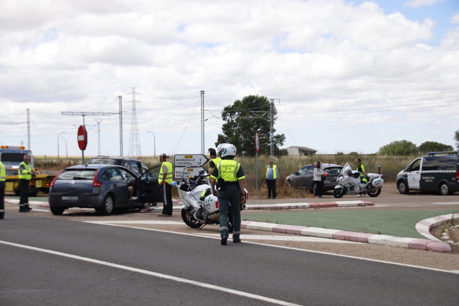 Accidente a la altura de Barbadillo, en la N-620, en el mediodía de este sábado | Fotos: Andrea M.