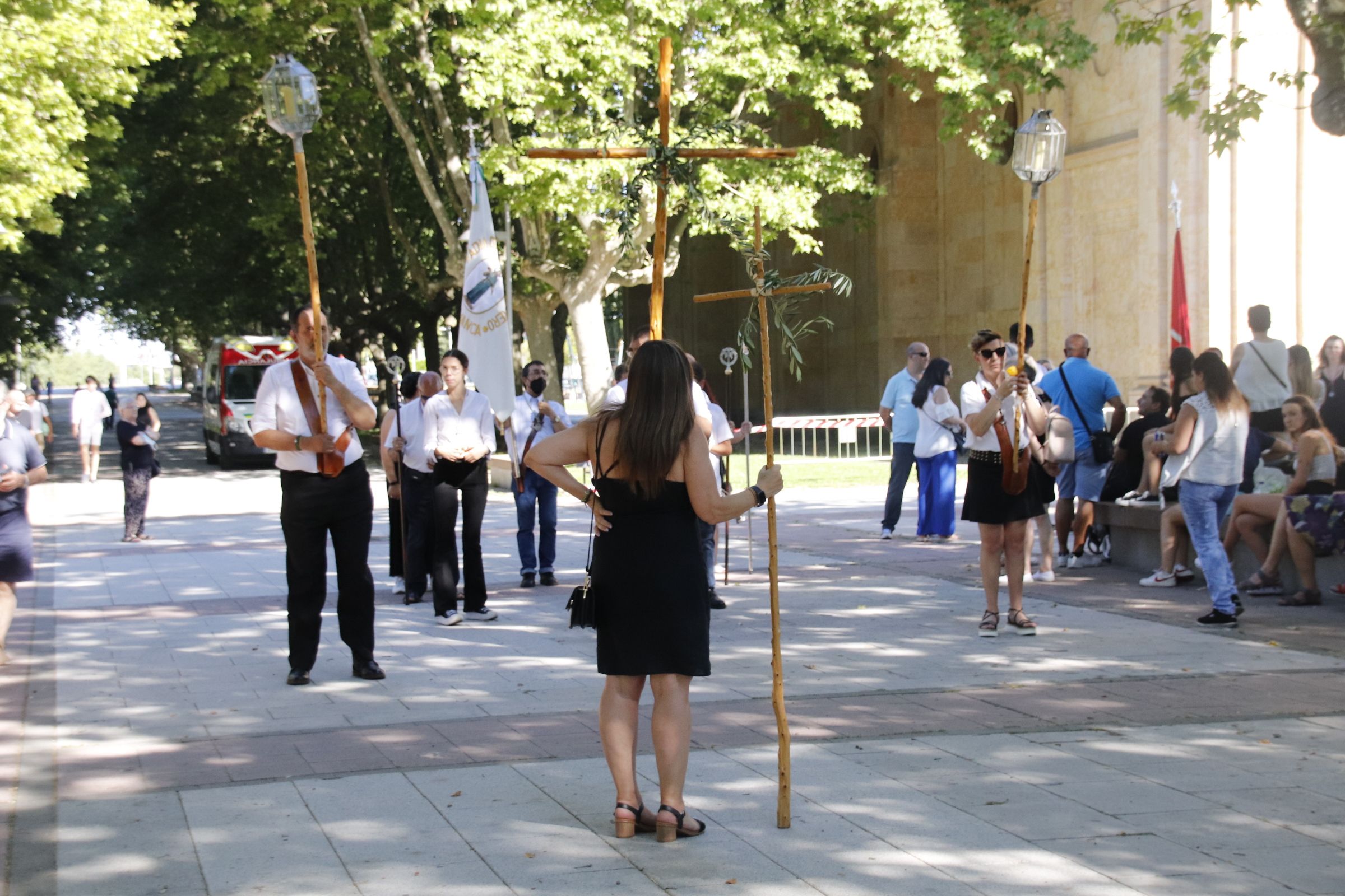 Salida en Procesión del Cristo del Amor y la Paz por su 50 aniversario