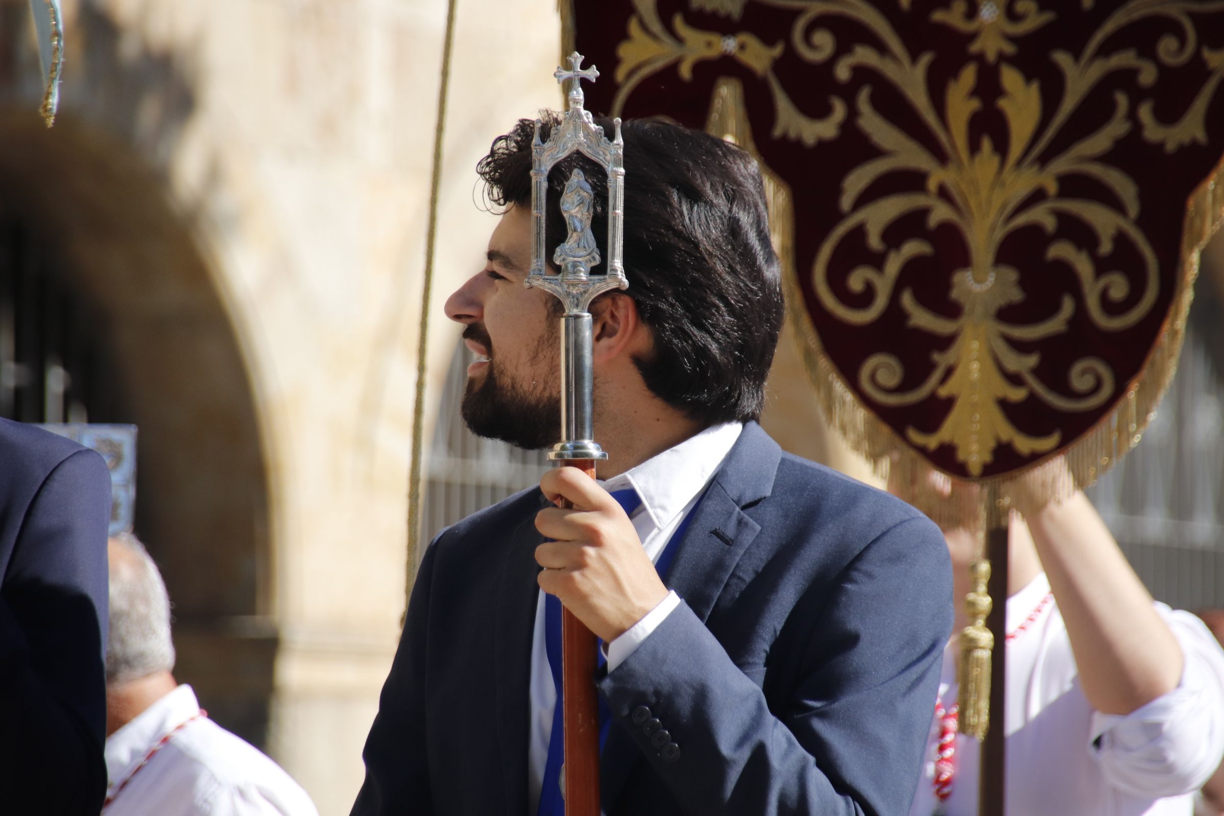 Salida en Procesión del Cristo del Amor y la Paz por su 50 aniversario