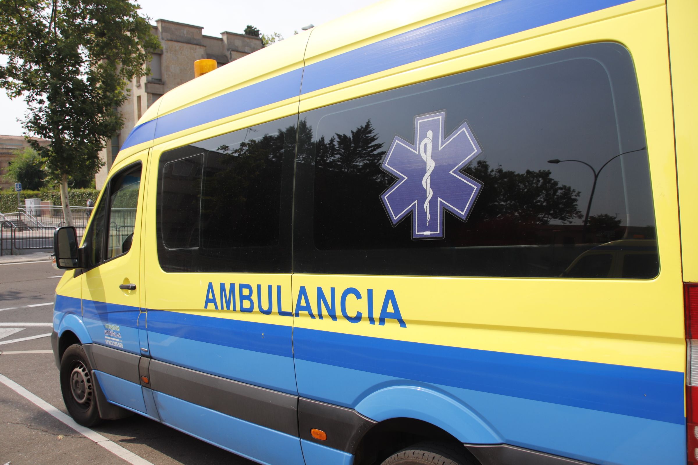 Ambulancia, imagen de recurso