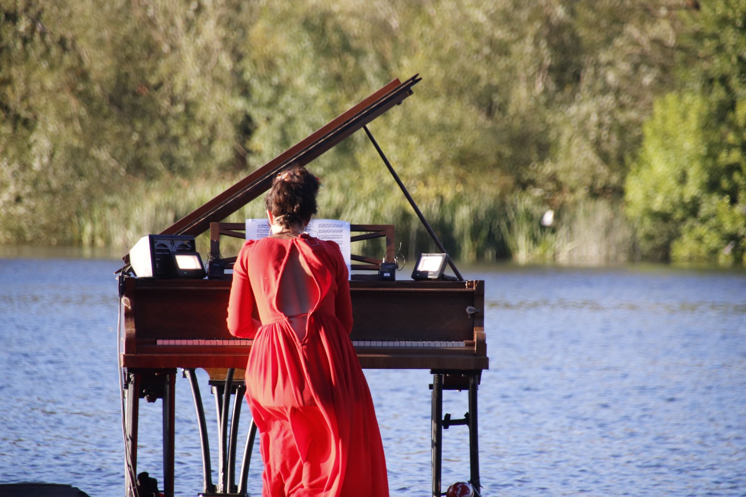 Espectáculo ‘Flota idónea. El piano flotante’