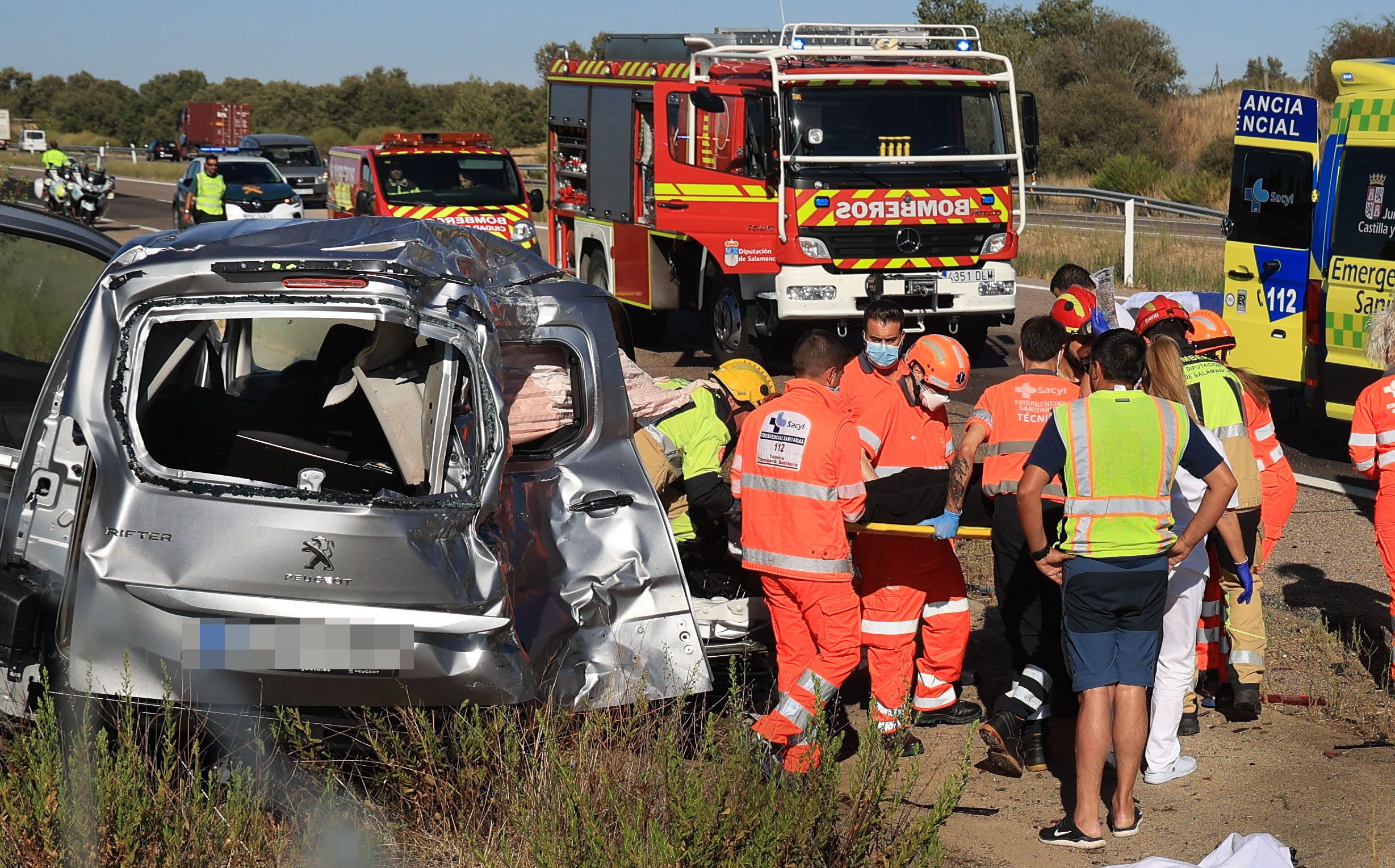 Fallece una mujer y un hombre resulta herido en un accidente en la A-62 a la altura de San Martín de Yeltes. ICAL