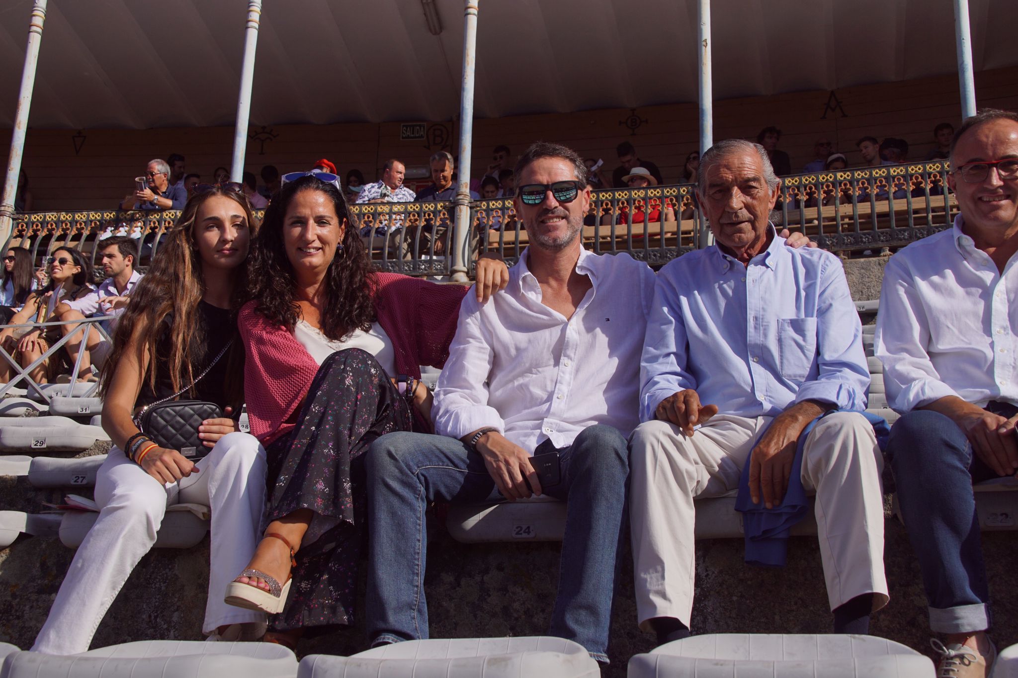  Ambiente en los tendidos de La Glorieta durante la novillada