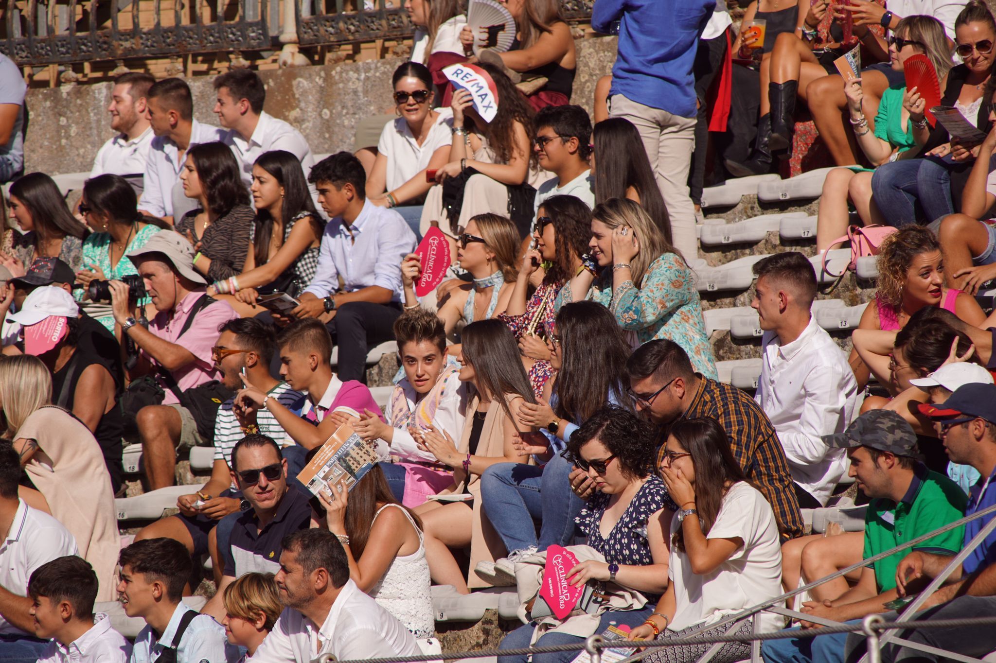  Ambiente en los tendidos de La Glorieta durante la novillada