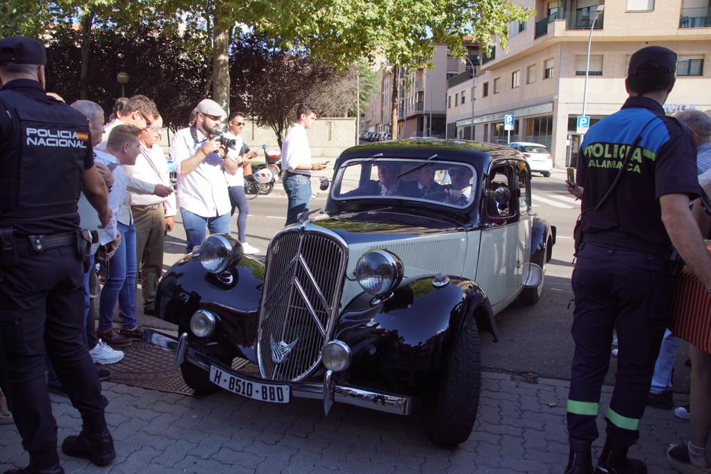  Así ha sido el ambiente en el patio de cuadrillas de La Glorieta, este viernes, antes de la corrida de Galache. Fotos Juanes