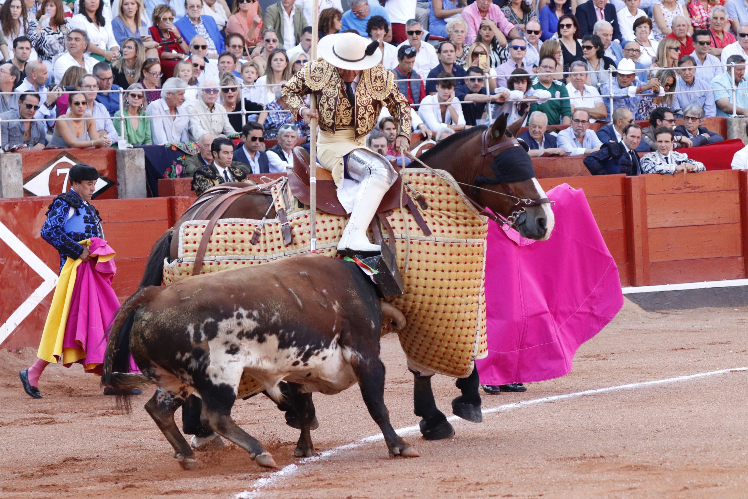 Corrida de Núñez del Cuvillo: momentos más destacados del quinto festejo de abono de la Feria Taurina Virgen de la Vega 2022. Fotos Andrea M.
