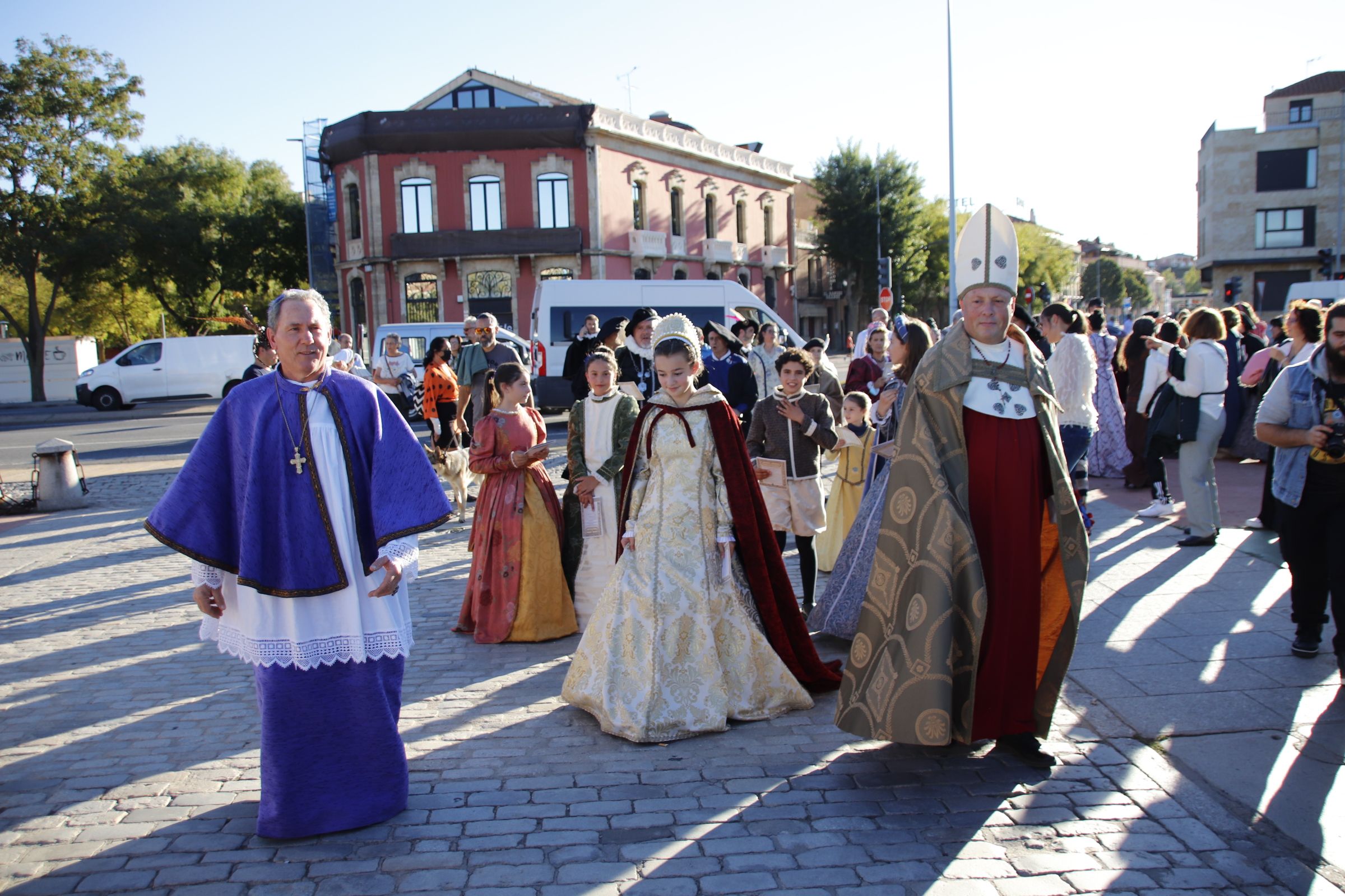 Desfile del Cortejo Real por la ciudad de Salamanca