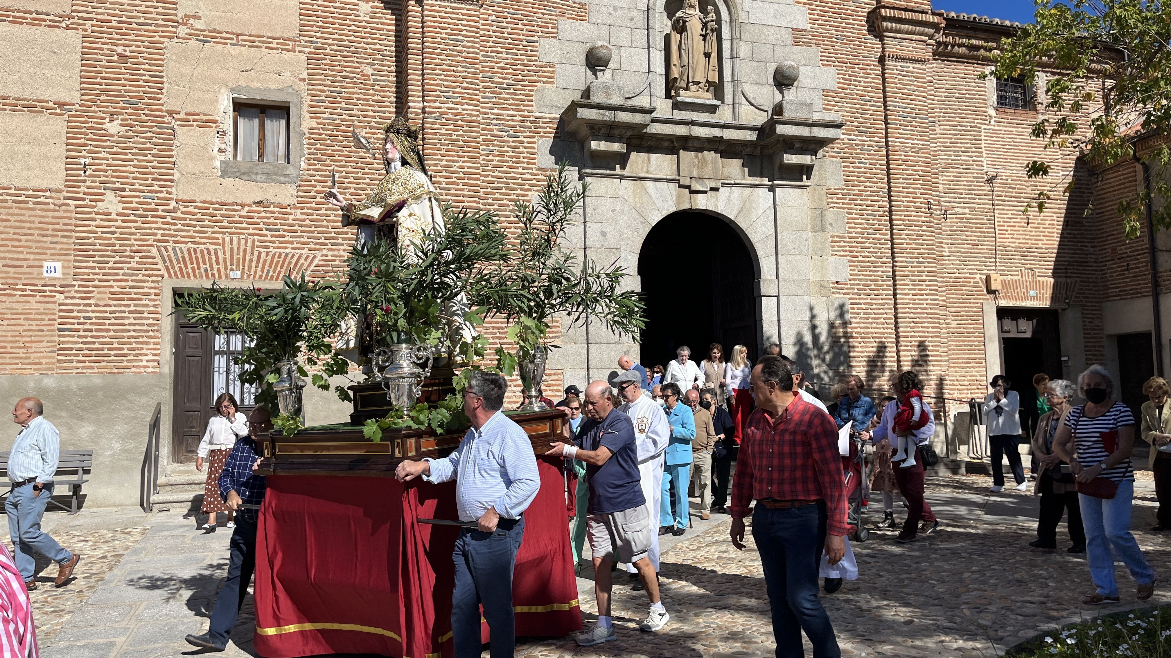 Procesión de Santa Teresa en Peñaranda 