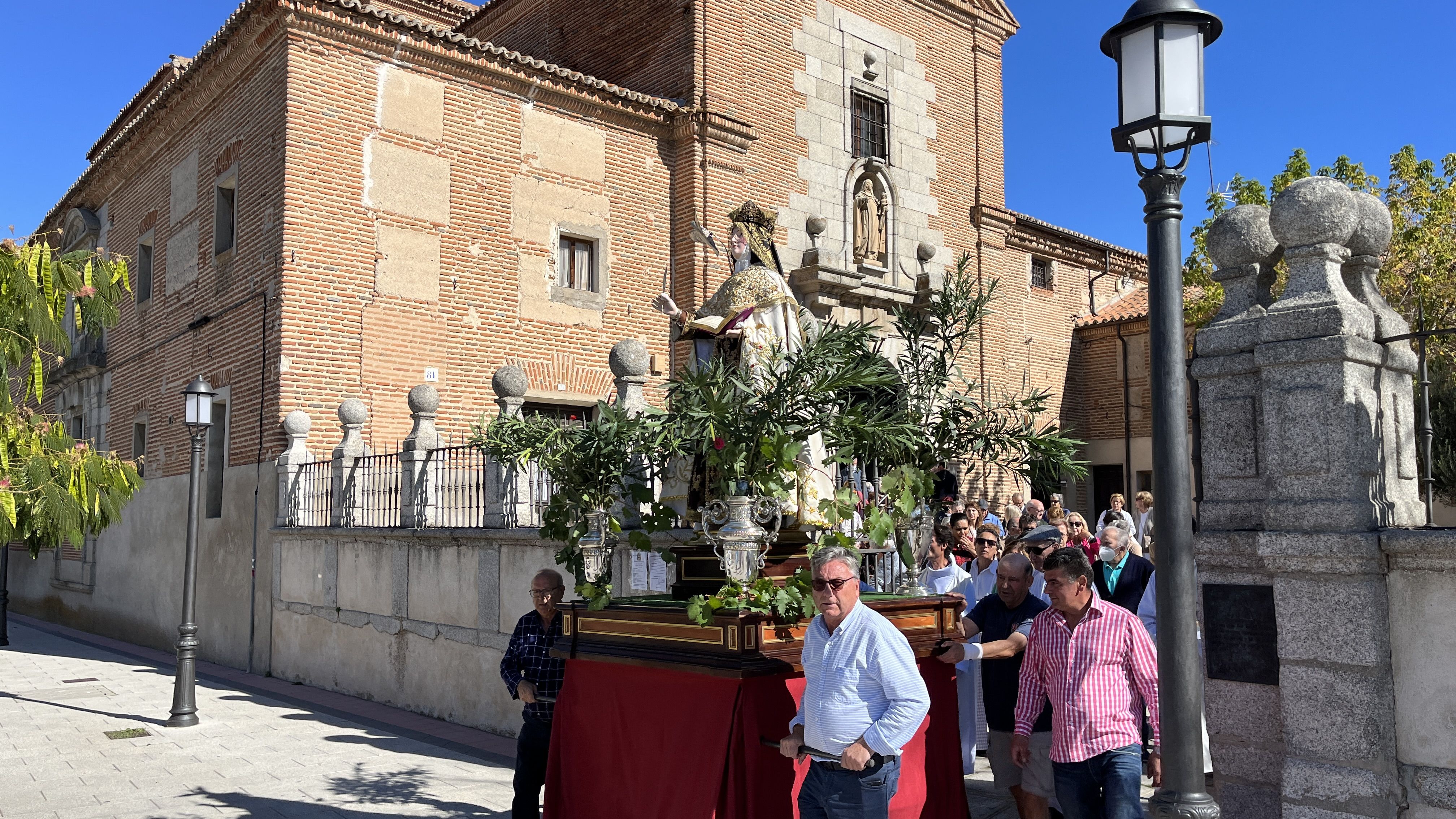 Procesión de Santa Teresa en Peñaranda 