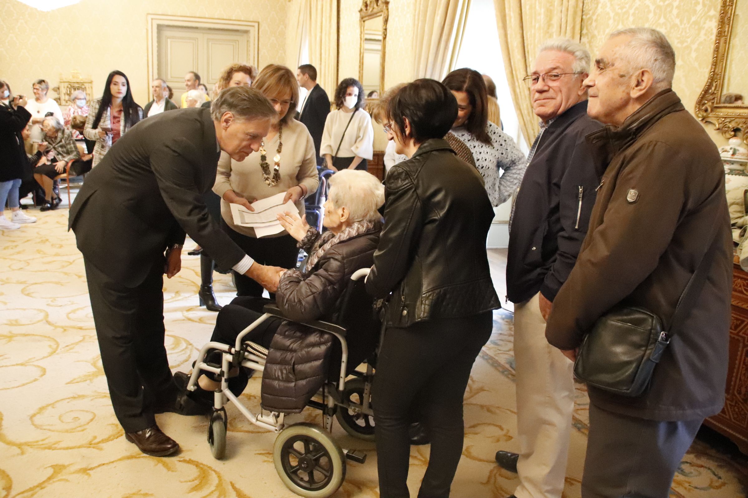 homenaje a personas centenarias de Salamanca