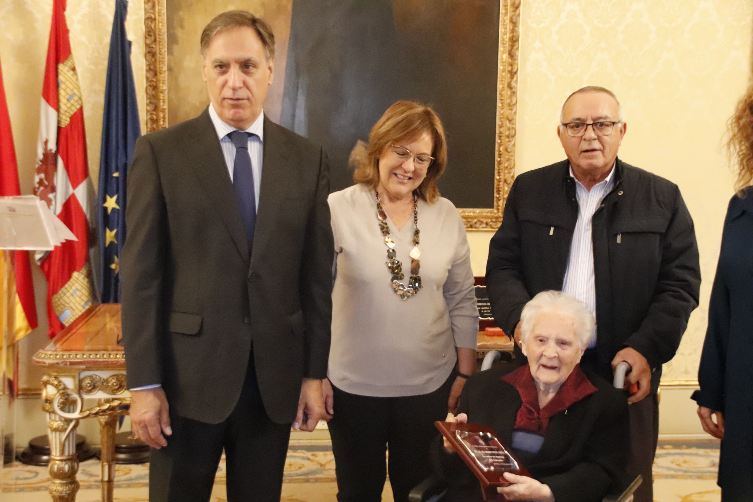 homenaje a personas centenarias de Salamanca