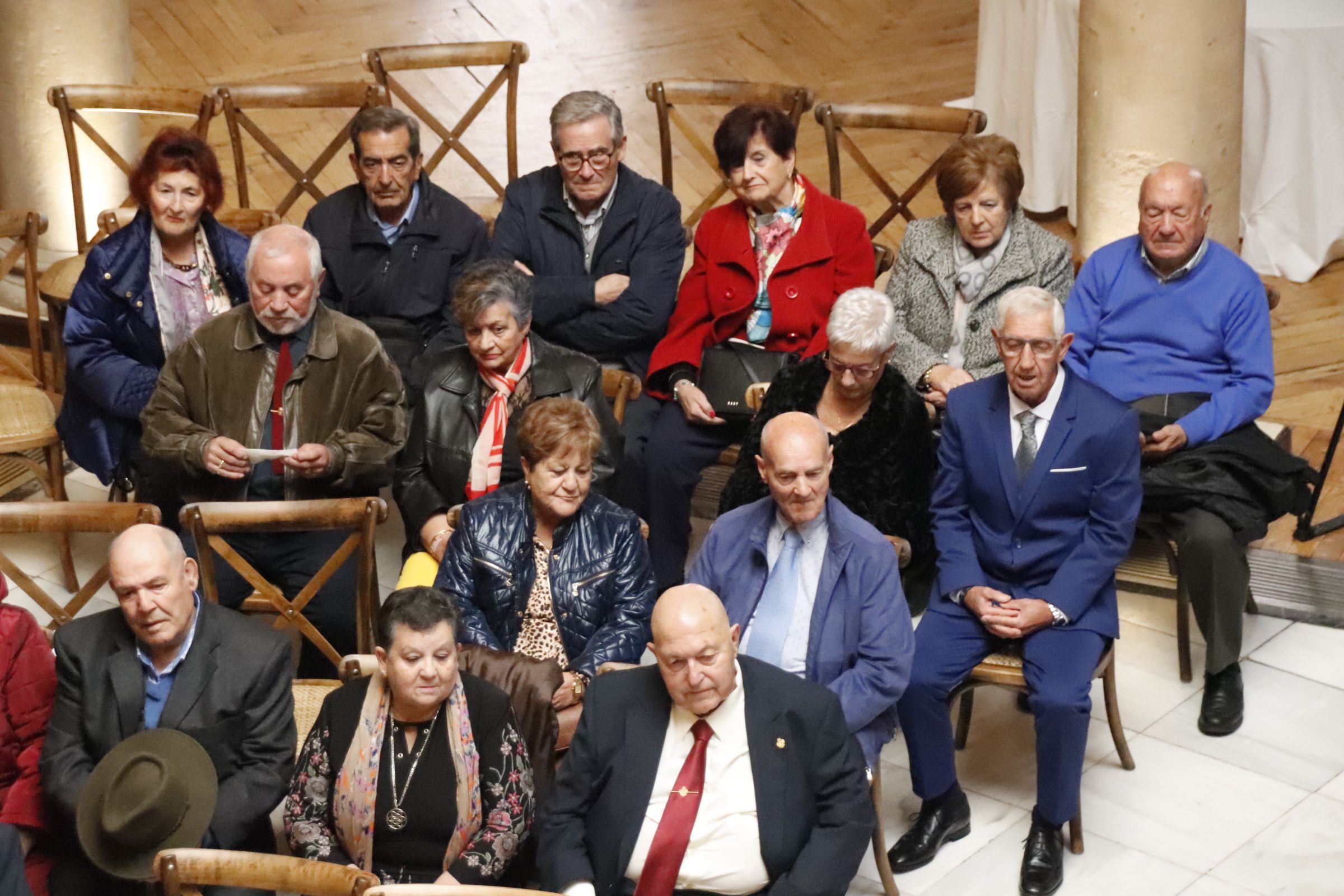 homenaje a los matrimonios que celebran sus Bodas de Oro