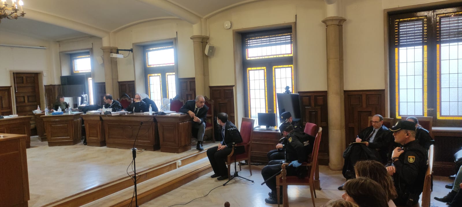 Comienza el juicio contra el 'pistolero de Garrido' (7)