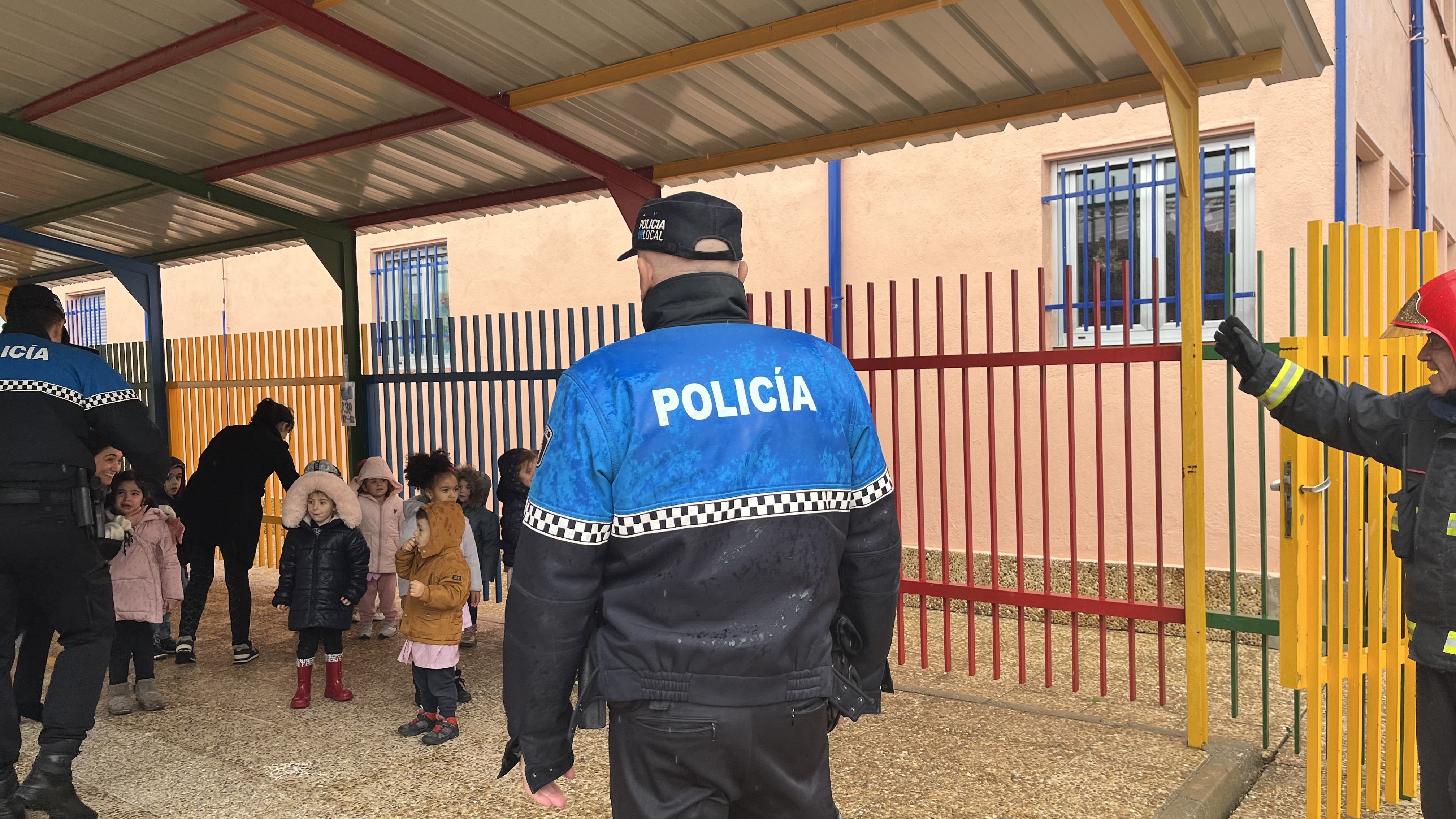 Simulacro de incendio en el Colegio Severiano Montero de Peñaranda