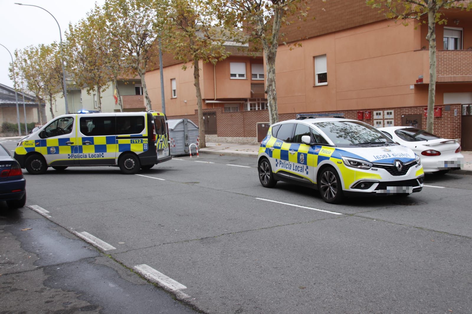  Vuelca un coche en la calle Orejudos 