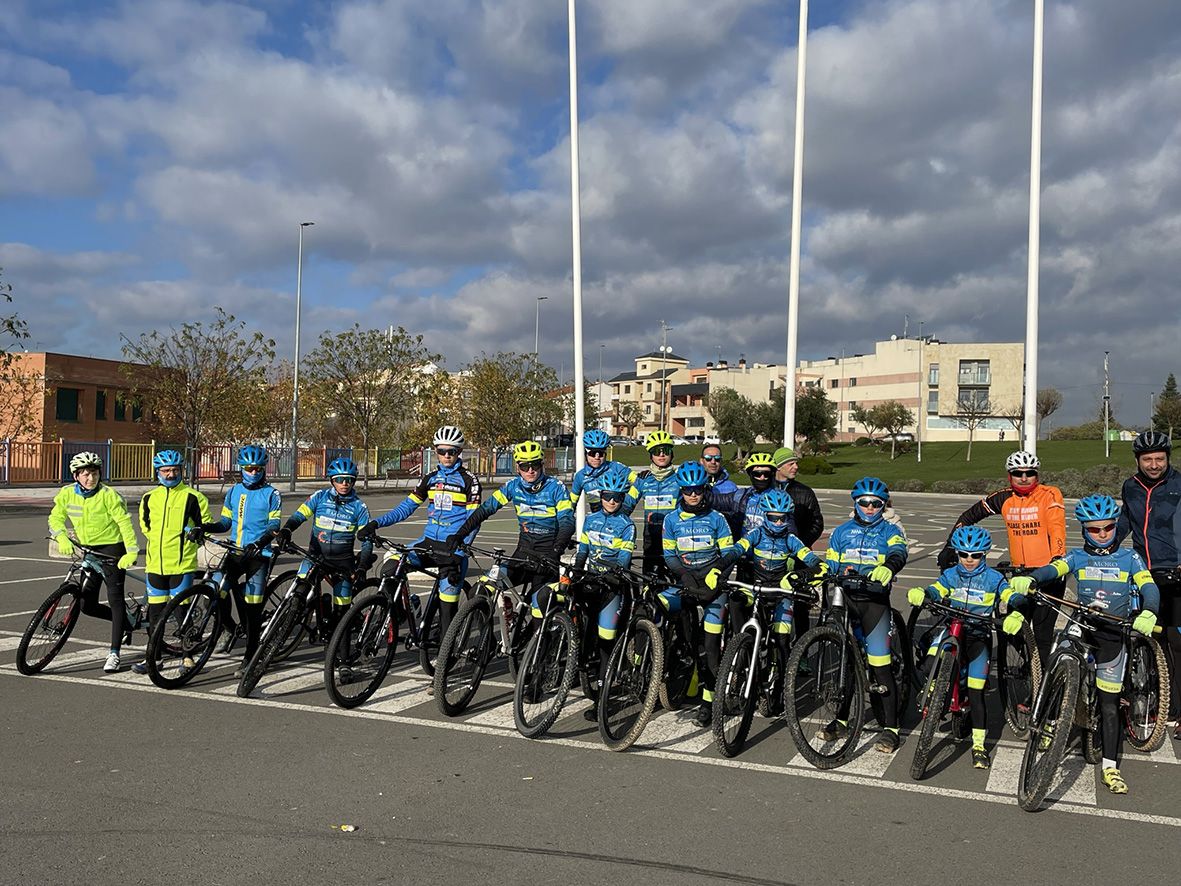 Jornada ciclismo Carbajosa Move On 2